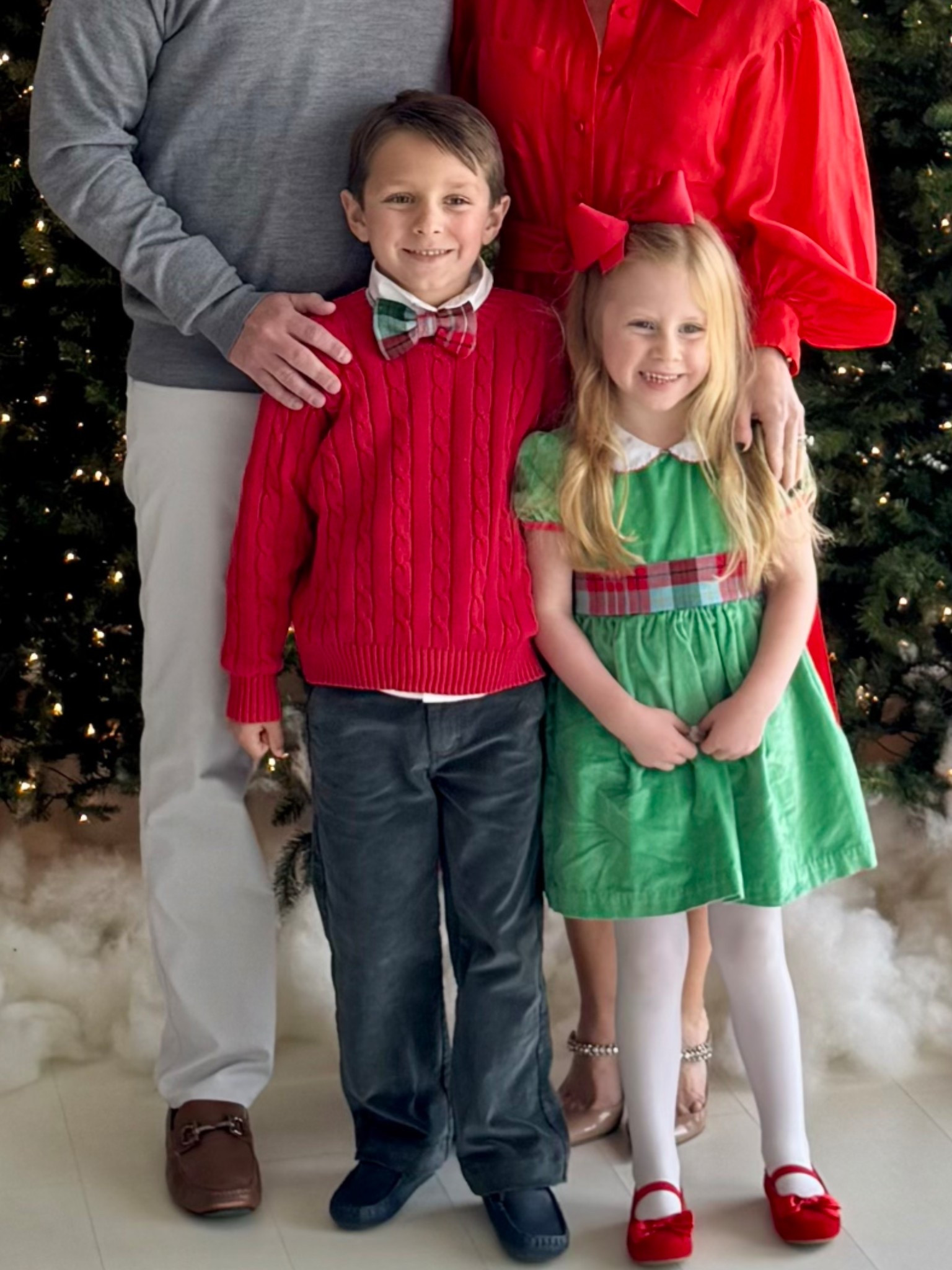 Christmas looks for kids. Santa photos. Christmas card looks. Holiday looks. The Beaufort Bonnet Company. Christmas outfit. Christmas dress. Christmas plaid 

#LTKFamily #LTKKids #LTKHoliday