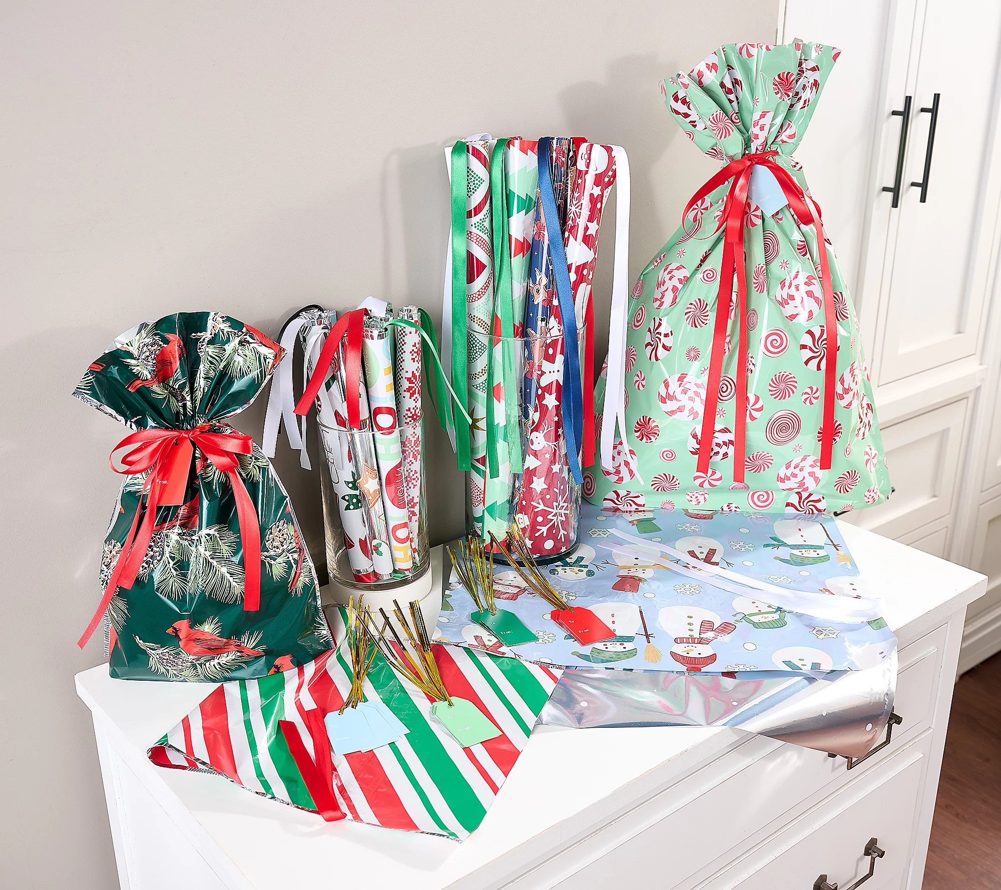 Kringle Express 40pc Jumbo & Large Gift Bag Set w/Tags | QVC