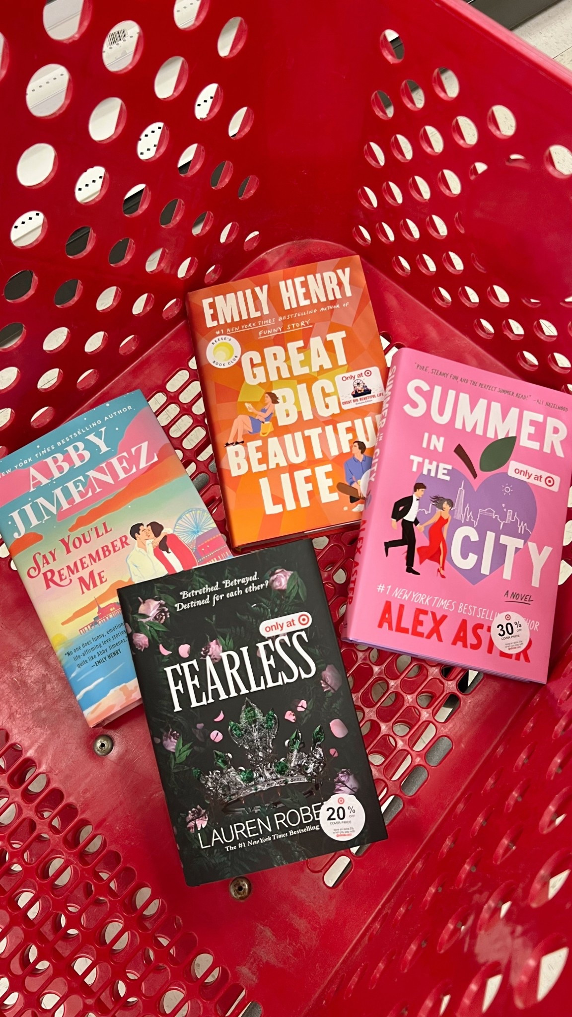 #ad some @target exclusive books that have been on my tbr all year! out now 📖 

#TargetBooks #TargetPartner #Target @shop.LTK #liketkit 
https://liketk.it/5ciZy