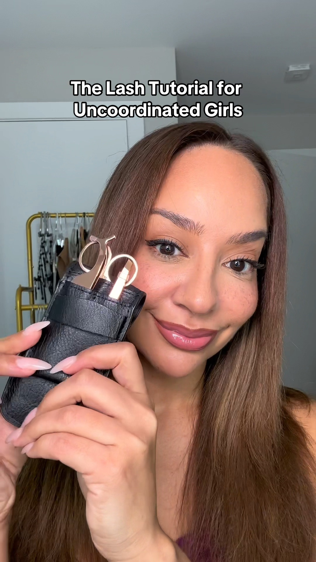 Lash application tutorial for beginners 🩷 If you have any questions about applying your lashes, drop a comment! ⬇️

#lashtutorial 
#lashtutorials 
#howtoapplylashes 

How to apply lashes, lash tutorial 

#LTKBeauty #LTKStyleTip #LTKFindsUnder50