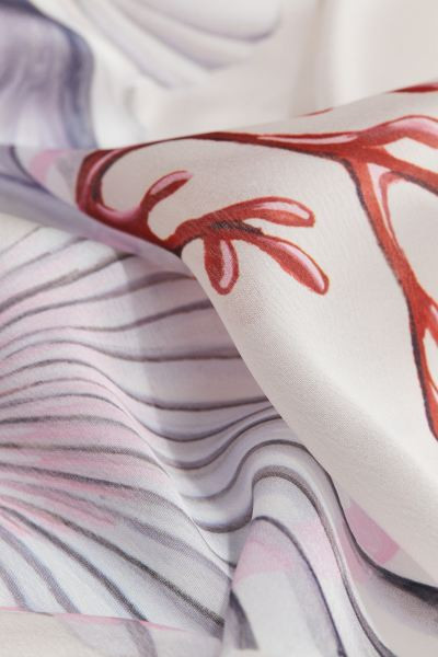 Satin Scarf - Cream/seashells - Ladies | H&M US | H&M (US + CA)