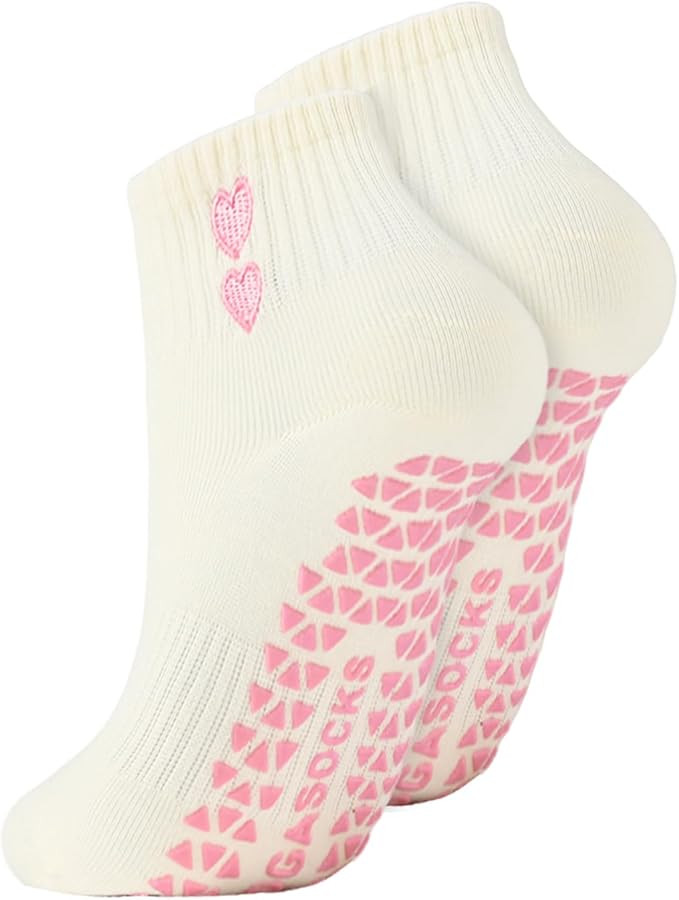Knagsfa Pilates Socks for Women, Grips Socks Crew Non-slip Cute Love Heart for Ballet Barefoot Yo... | Amazon (US)