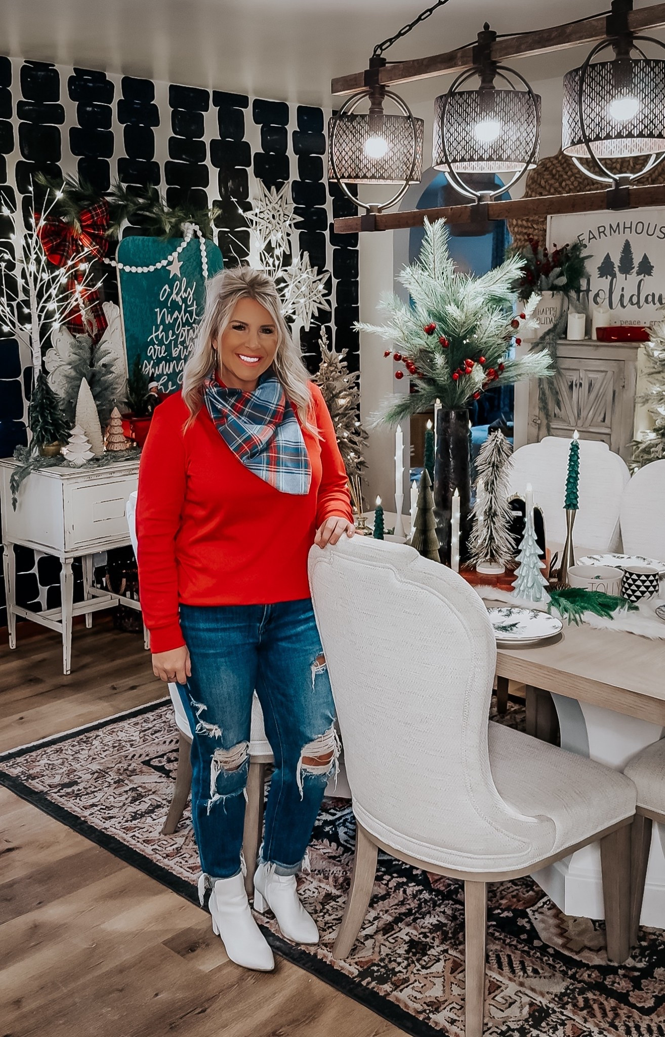 Farmhouse Christmas decor

#LTKHoliday