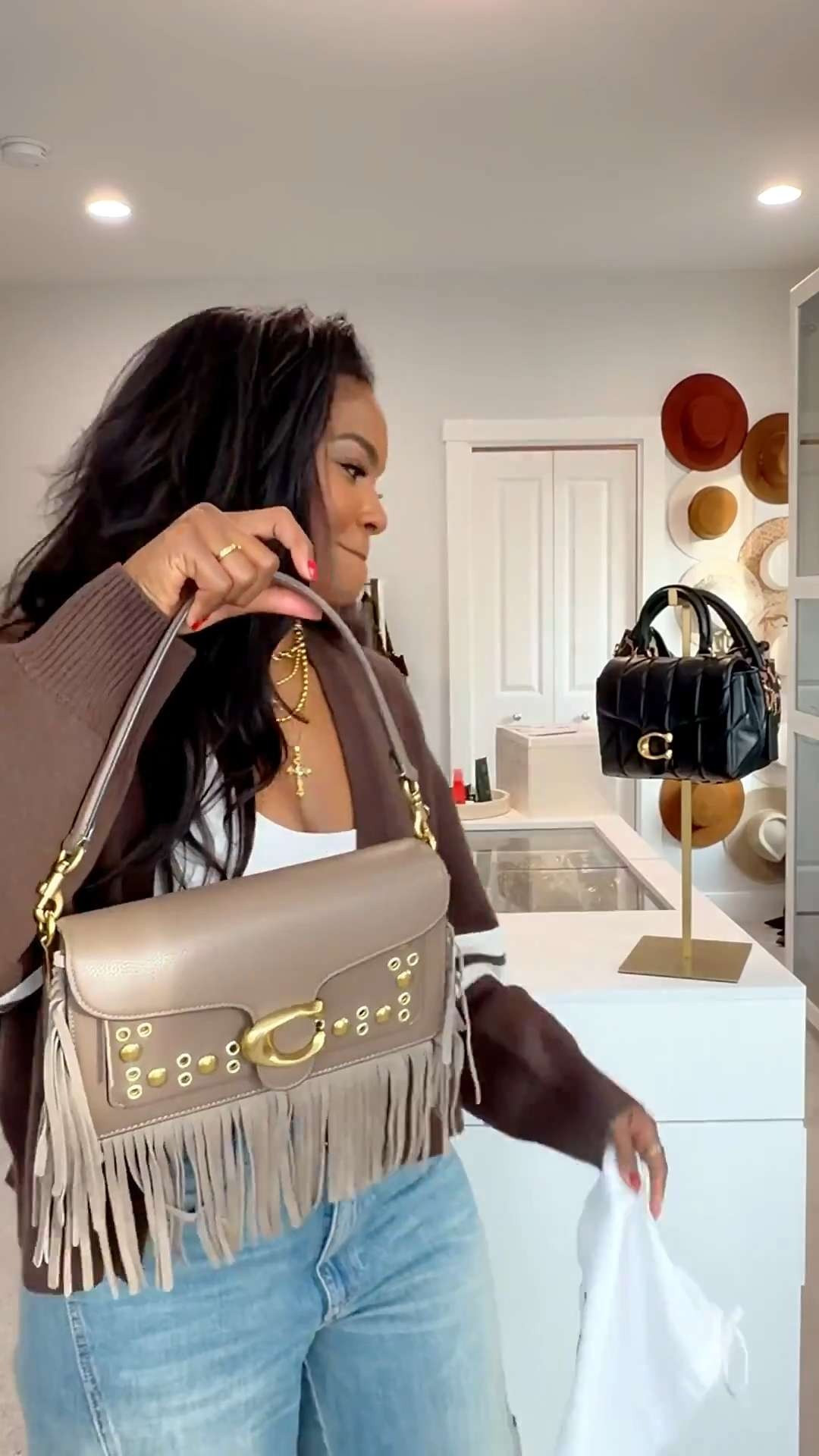 how gorgeous is this bag! I LOVE that it's a one of one. Linking some others I see on the site as well as my cardigan. I'm wearing an XL 

 