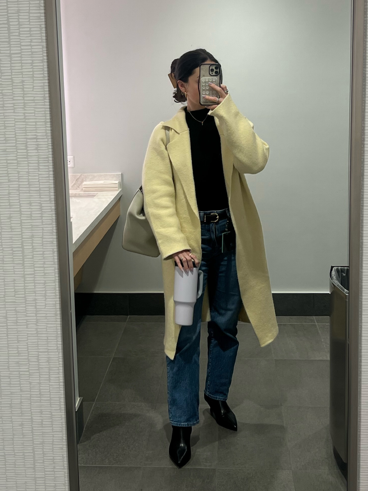 work ootd for the office!

officewear, office ootd, workwear inspo, work outfit, business casual 

#LTKWorkwear #LTKFindsUnder100 #LTKFindsUnder50