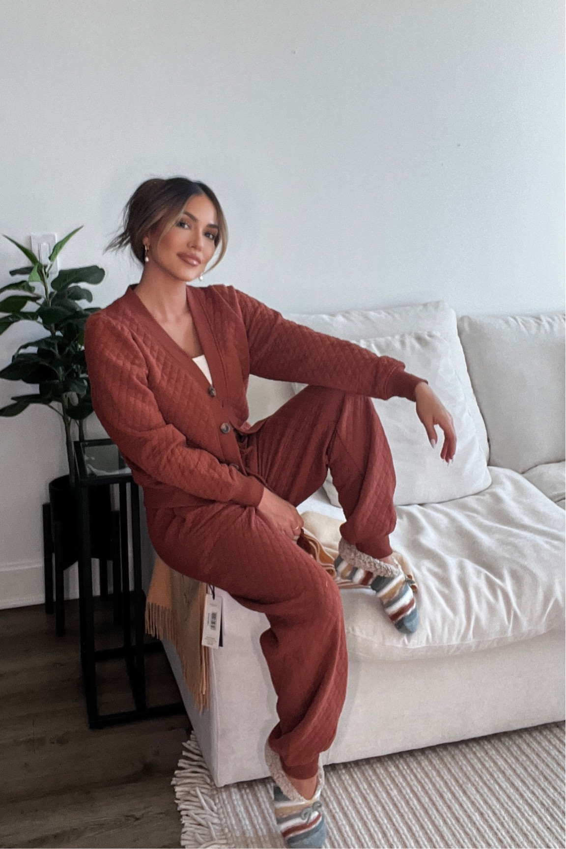 Holiday Fashion cozy girl style in Walmart. I got the top in small to fit good but loose and the pants in medium to get that baggy comfy feel. @walmartfashion #holidayfit #holidaystyle #holidayfashion

#LTKstyletip #LTKHoliday #LTKSeasonal