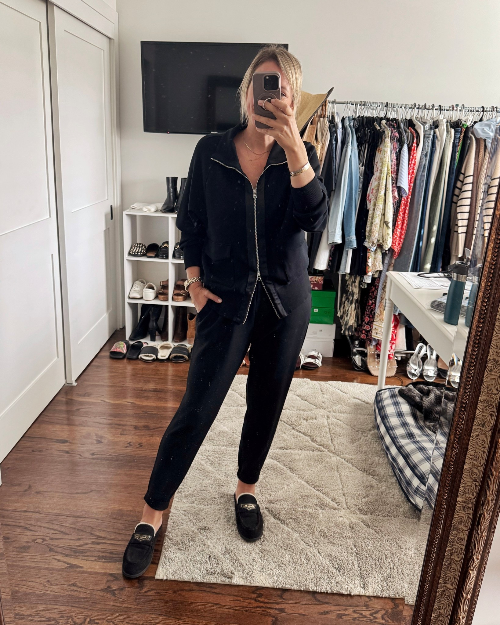 Will be wearing this favorite Varley set for an upcoming red eye flight - so so comfy! 

#LTKSeasonal