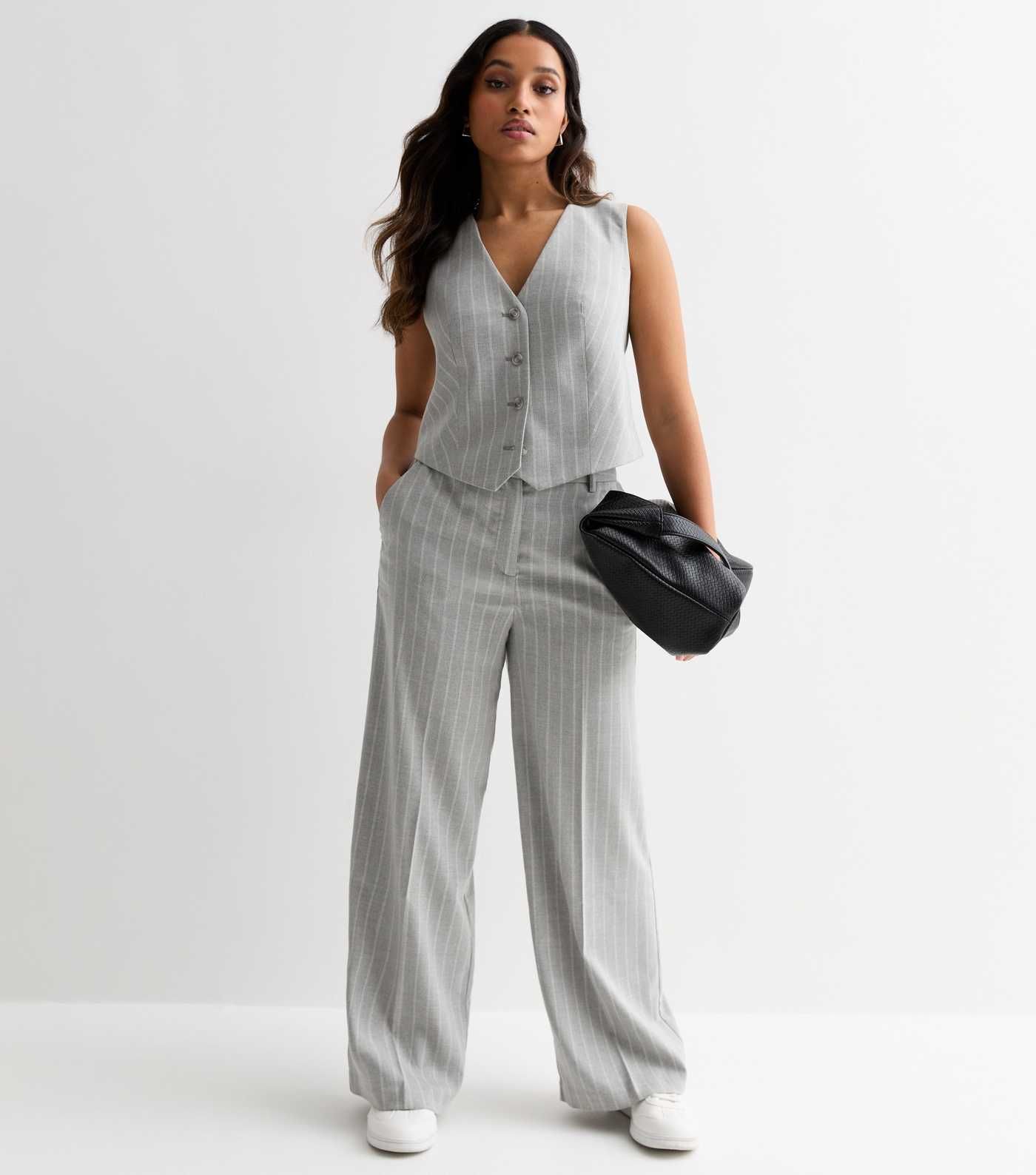 Petite Light Grey Pinstripe Wide Leg Trousers | New Look | New Look (UK)