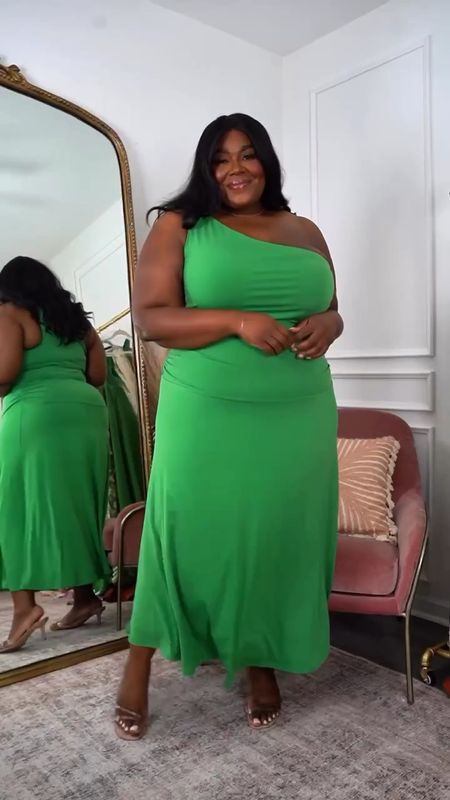 This dress is spicyyy❤️‍🔥 Definitely wearing this out on the town💚

Wearing XXL.

plus size fashion, dresses, wedding guest dress, vacation, spring outfit inspo, summer fashion, mini dress, maxi dress, brunch, girls night, date night looks, style guide

#LTKplussize #LTKfindsunder50 #LTKfindsunder100