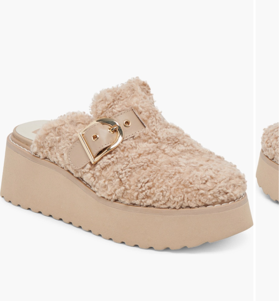 The cutest clogs!!!! You need them

#LTKCon #LTKShoeCrush #LTKFallSale