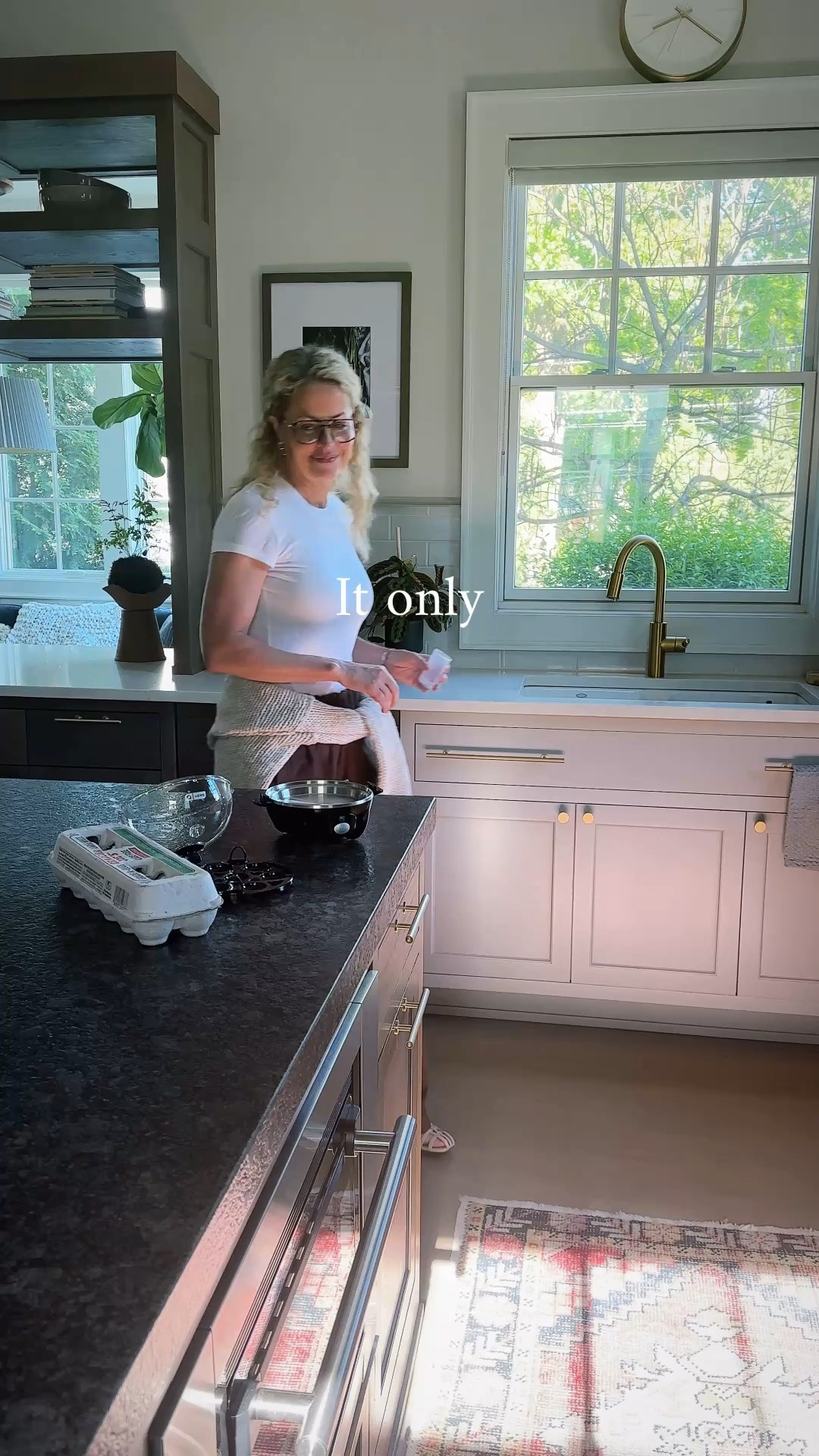 The easiest way to get protein! Eat healthy eggs not processed foods.
Literally the easiest thing ever.
Also, love my comfortable easy pull on linen pants..

#LTKdayinmylife #LTKmomlife #LTKmorningroutine