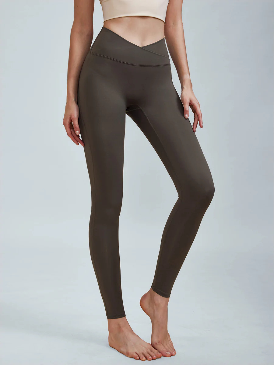 Dark Coffee V-Waist Leggings 25" & Reviews - Dark Coffee - Sustainable Yoga Bottoms | BERLOOK | BERLOOK