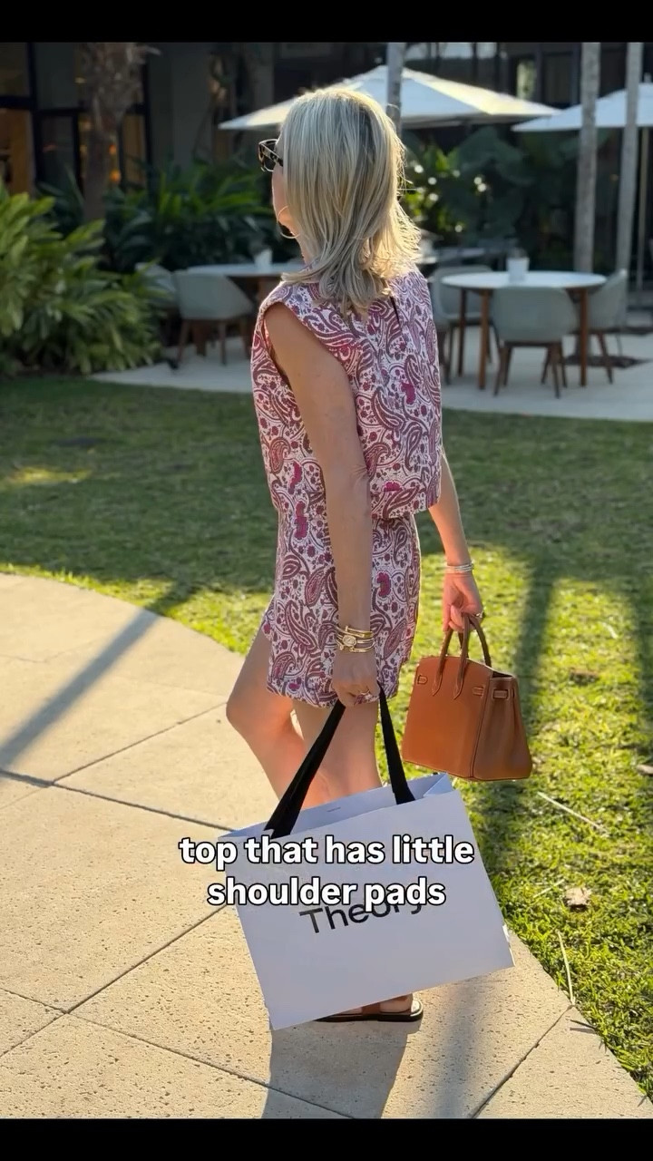 Love mixing and matching this set with other mini skirt and shorts from @juliaamory 
Added some new ones and others on sale



#LTKootd #LTKdayinmylife #LTKSaleAlert