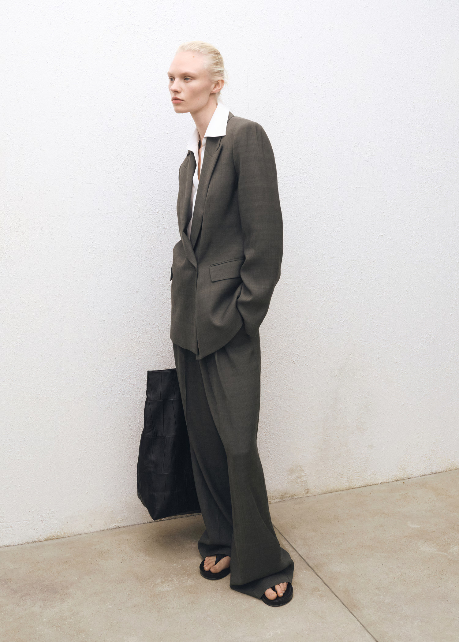 Suit trousers with belt clips - Women | MANGO USA | Mango (US/MX/AU)