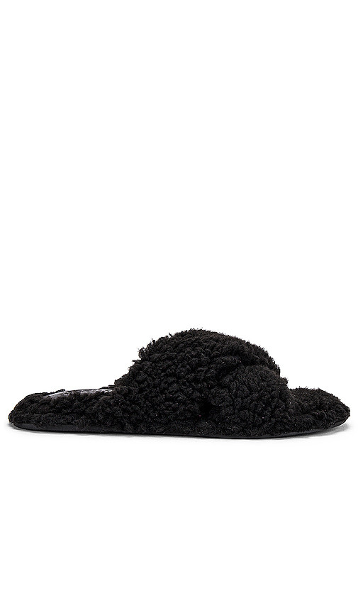 Dynora Fuzzy Slides in Black | Revolve Clothing (Global)