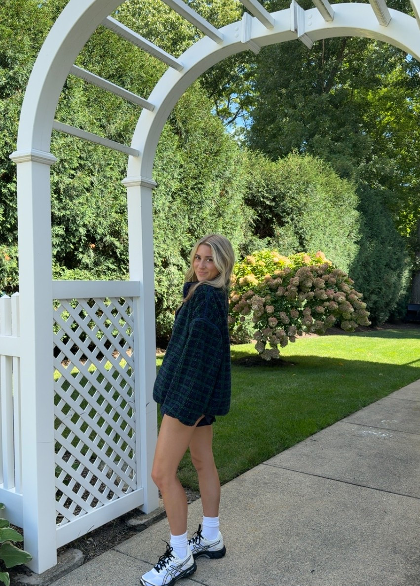 wearing a small in fleece and xs in shorts

#LTKU #LTKSeasonal #LTKootd