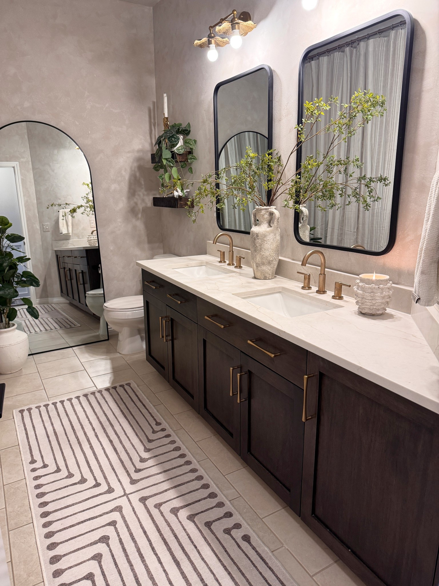 Shop my bathroom Reno. 

#LTKHome #LTKSaleAlert #LTKFindsUnder100