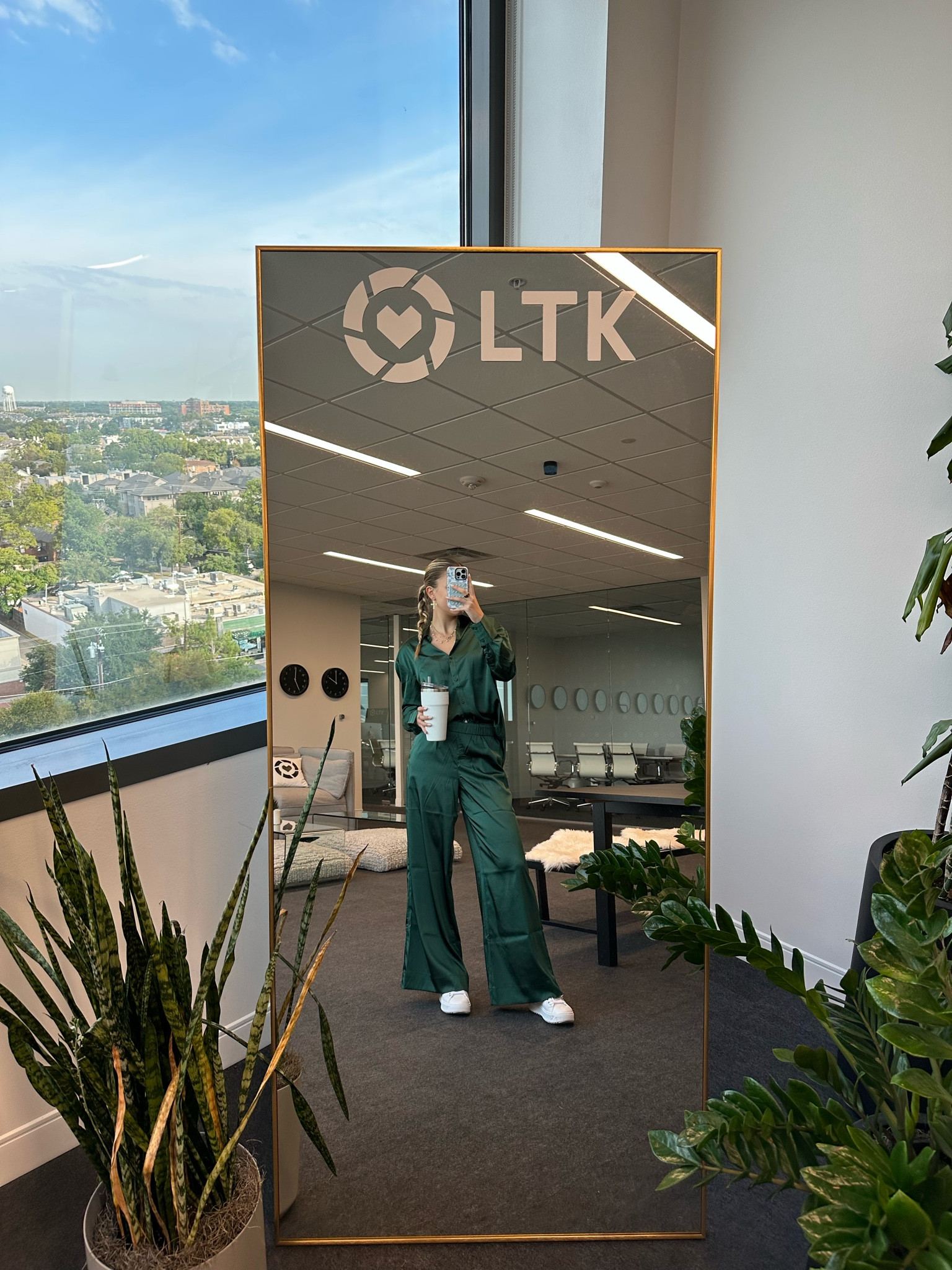 work outfit of the day!! loving this amazon set its so comfy yet chic✨ this is also a really fun fall outfit!

#LTKSeasonal #LTKshoecrush #LTKworkwear