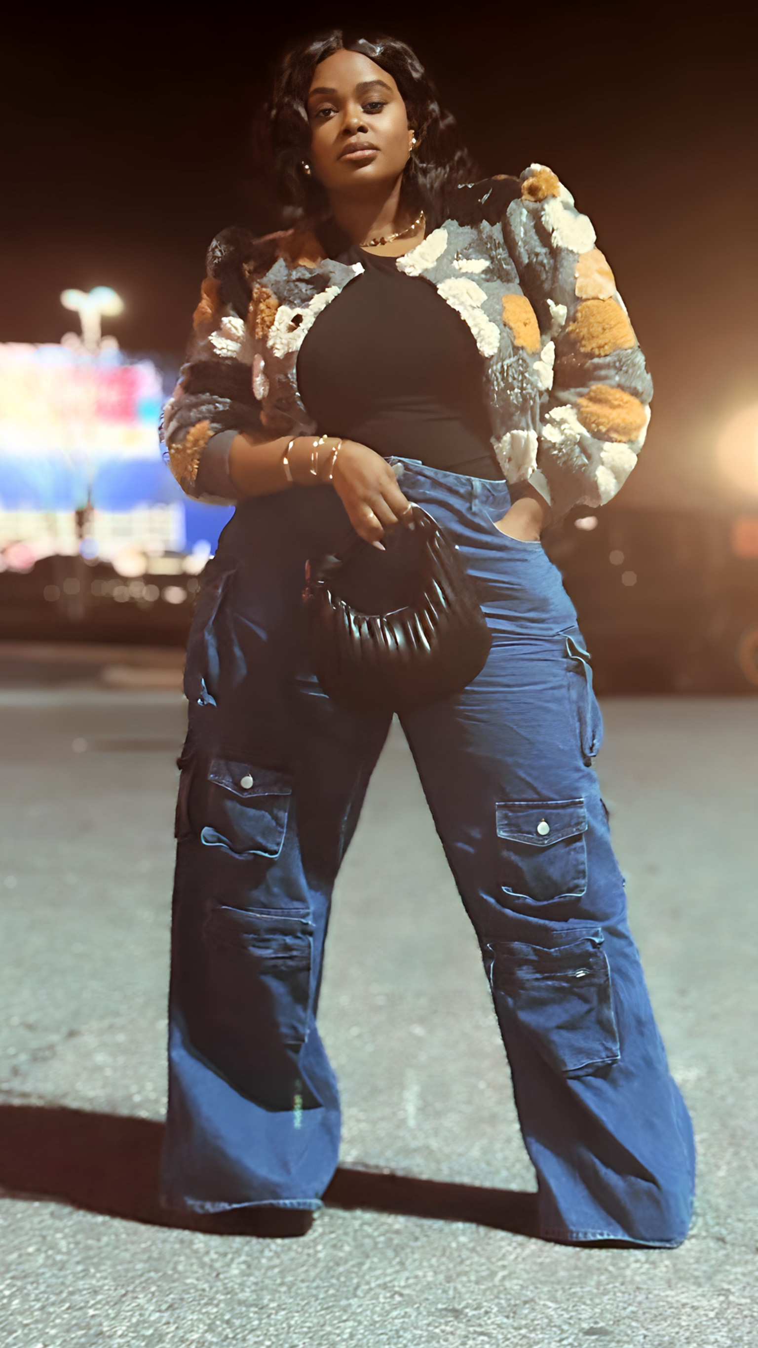 Casual cargo pants outfit 
Idea

#LTKfindsunder50 #LTKfindsunder100 #LTKmidsize