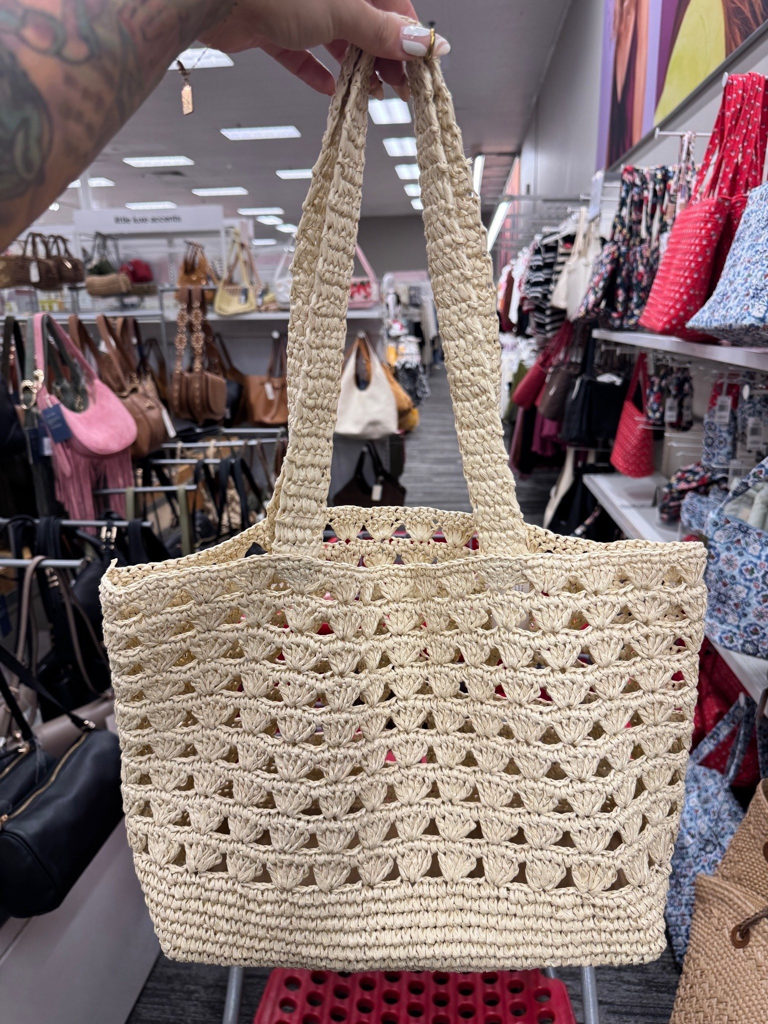 All of these totes are so cute at 
#target #

Comment SHOP below to receive a DM with the link to this post on my LTK ⬇ https://liketk.it/6f9Nr

https://liketk.it/6f9Nr