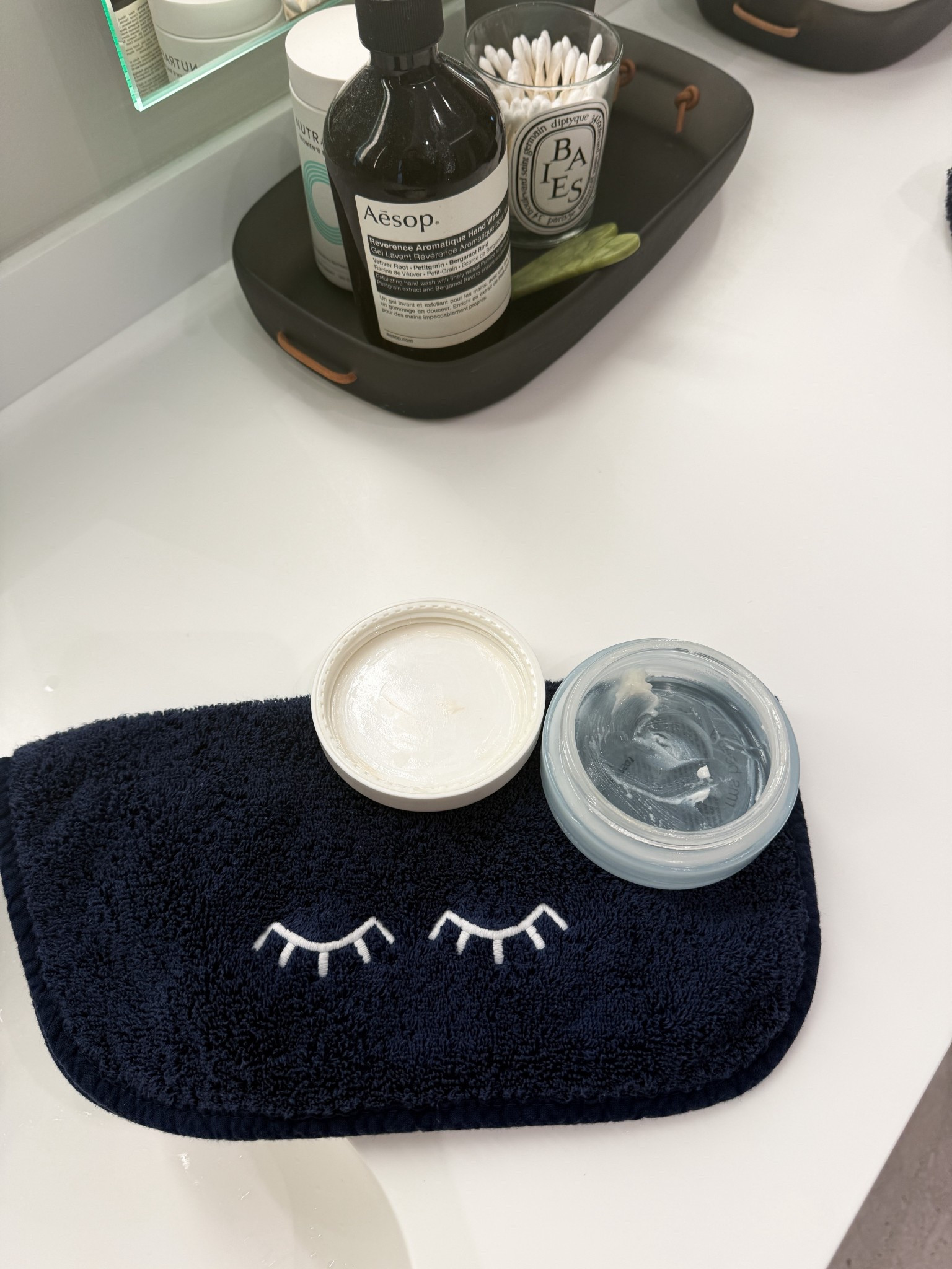This makeup melting balm is an empty I will always repurchase! 