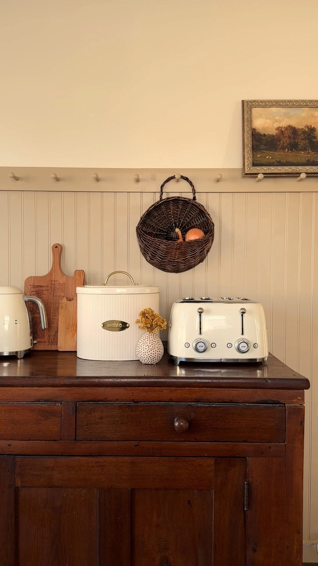 Antique Coffee Bar reveal! ☕️

#homedecor #interiordesign #coffeebar #kitchendecor #kitchendesign #fyp #foryou #foryoupage #homedecorideas #smeg #cottagecore #cottagecoreaesthetic #cozy #coffeebar #coffeebarinspo #coffeebardecor #coffeemaker #electrickettle #toaster #breadbox #breadtin 

#LTKHome #LTKFindsUnder100 #LTKFindsUnder50