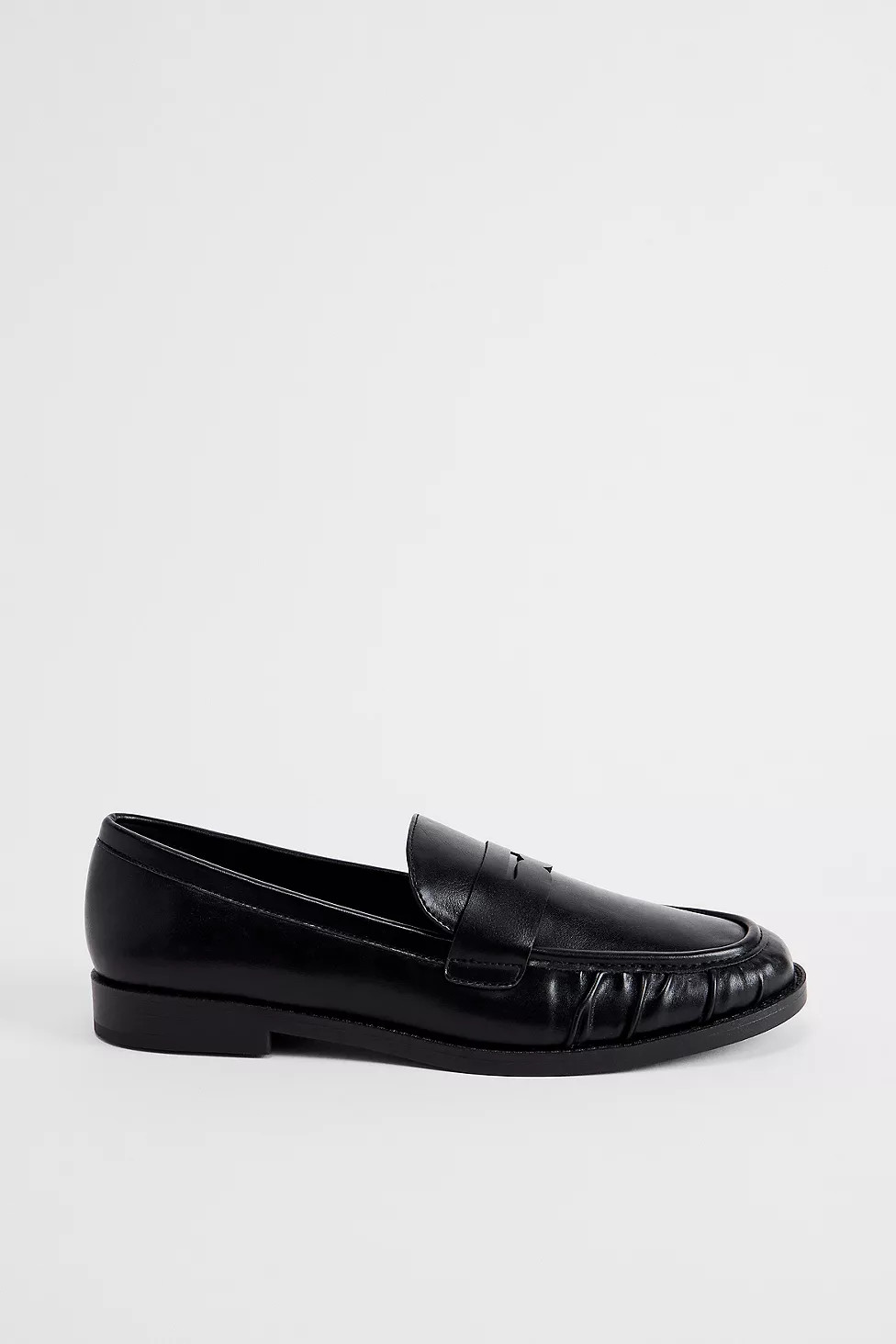 UO Black Lyla Loafers | Urban Outfitters UK