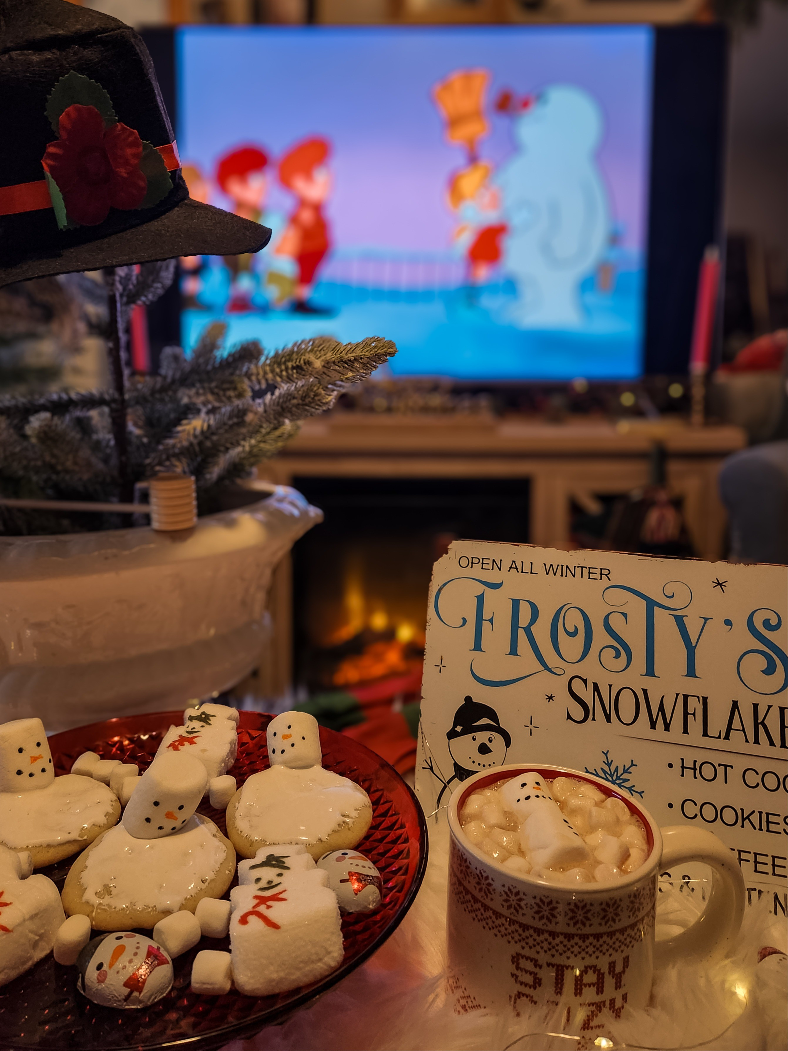 Frosty the snowman inspired treats and hot cocoa party

#LTKHoliday #LTKSeasonal #LTKFamily