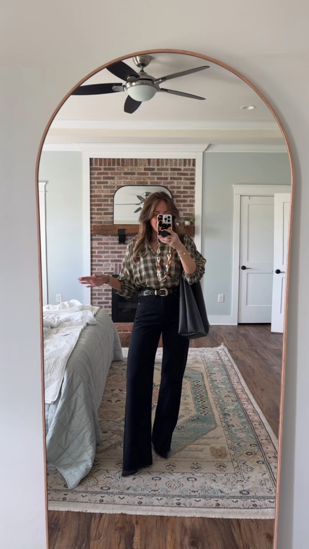 Perfect fall outfit! In XS top size 4 jeans 

#LTKFindsUnder50 #LTKFindsUnder100 #LTKFallSale