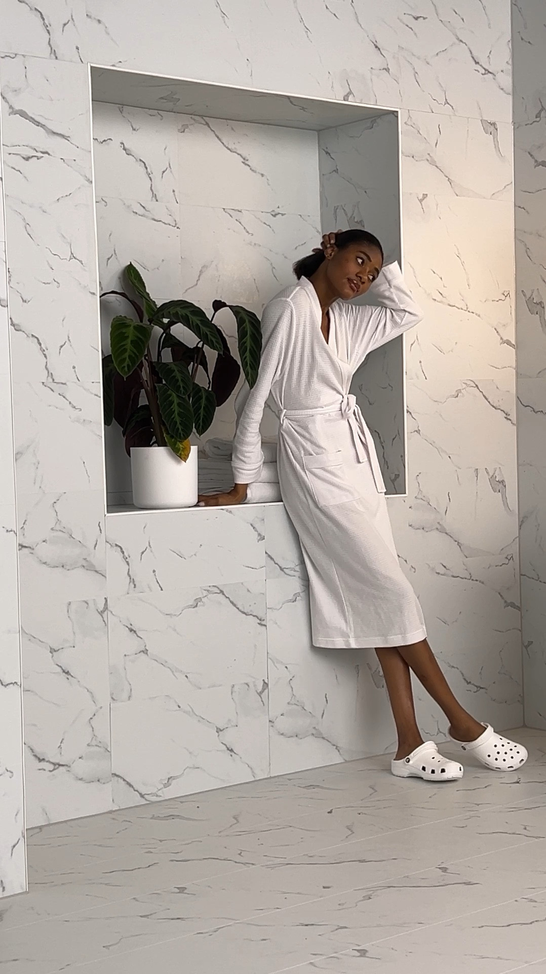 Holiday Chilling in style 🎄🤍

#LTKloungewear 

#LTKgiftguide #LTKluxury #LTKhome