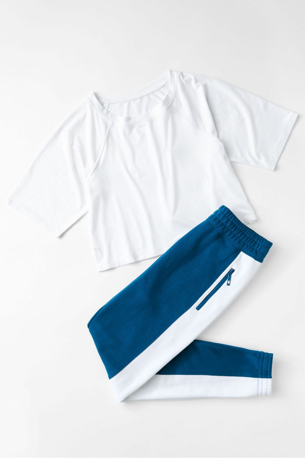 Consciously Cool 2-Piece Outfit | Fabletics