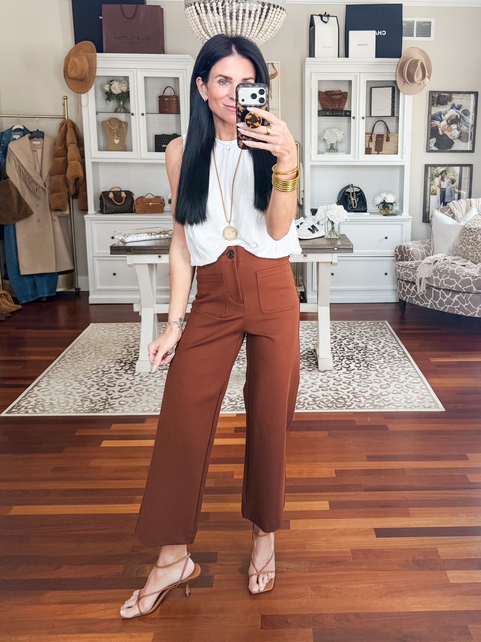 The cutest pants that look just like my favorite pair from Anthro! 
2 pants
Small top
@Target 

#LTKootd #LTKWorkwear #LTKmomlife