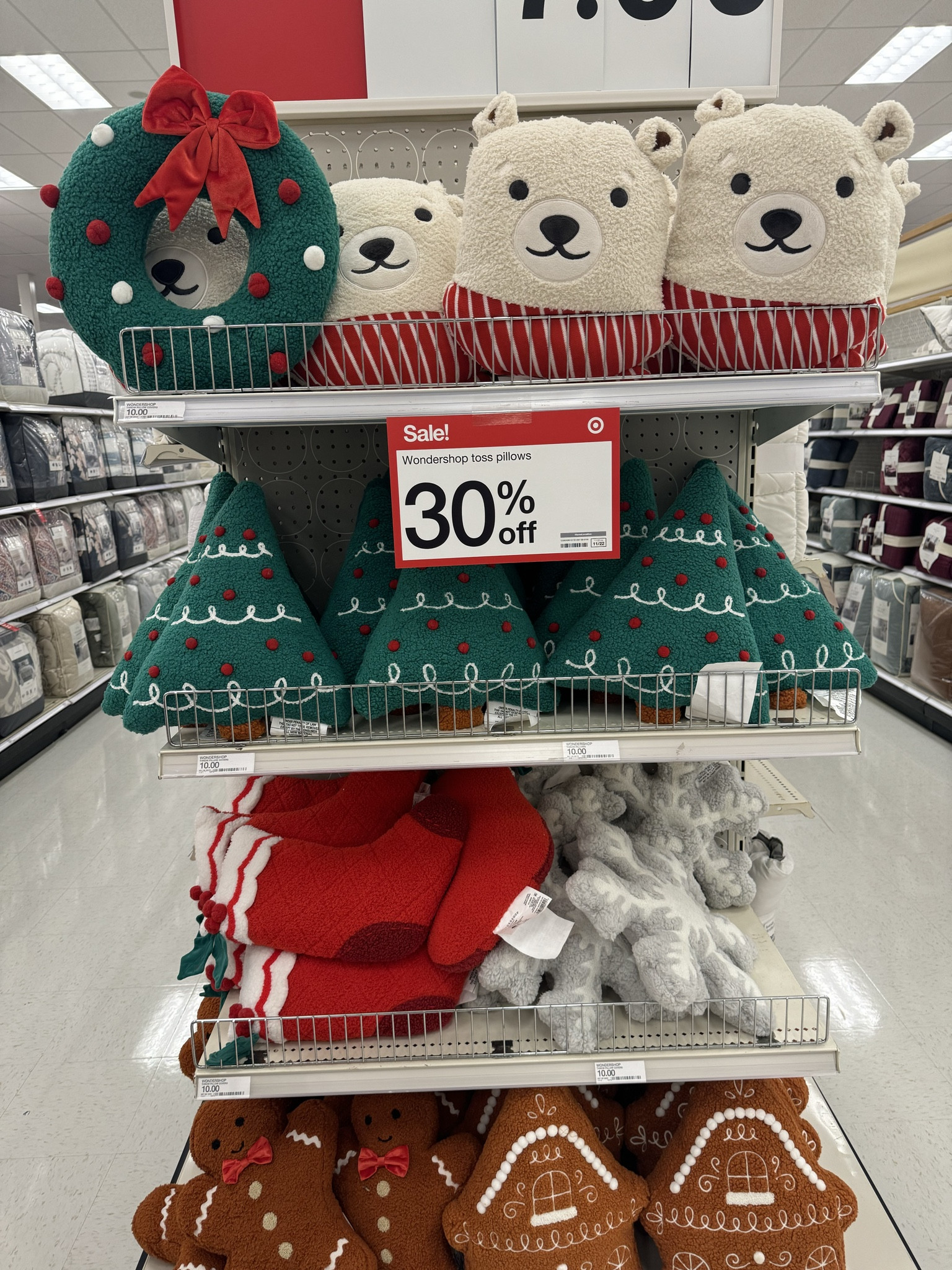 Pillow fort, but make it Christmas! 🎅🎄 The sweater knit tree pillows and the gingerbread house shapes are everything! The texture on these is so good, and you can't beat 30% off. Which one are you grabbing first?
#christmaspillows #targetstyle #holidaydecorating #gingerbreadhouse #christmastree #cozychristmas #homedecor #ltkholiday