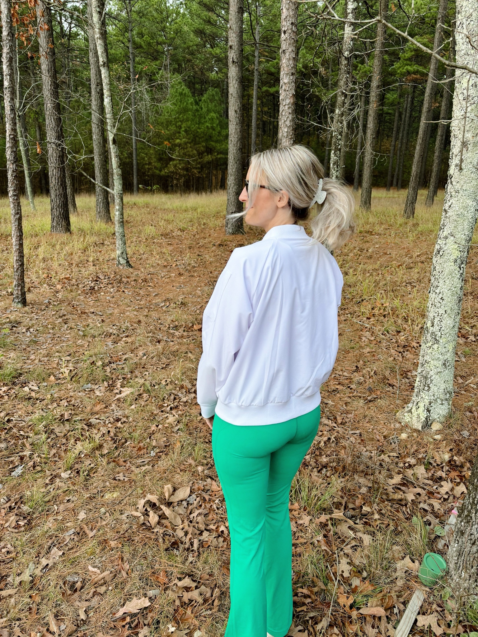 Having a Meredith Blake winter ❄️ Obsessed with these flare pants and jacket! 

#LTKSaleAlert #LTKActive #LTKFindsUnder100