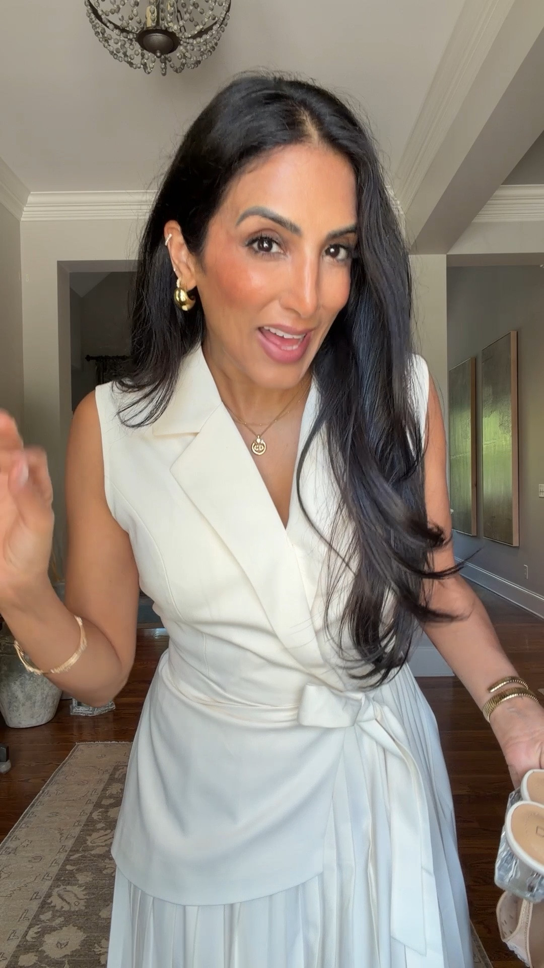 I got so many compliments on this dress, I may need to pick it up in more colors. Very classy.
Use my code chicks_12 to save an additional 12%

#LTKgrwm #LTKstorytime #LTKWorkwear