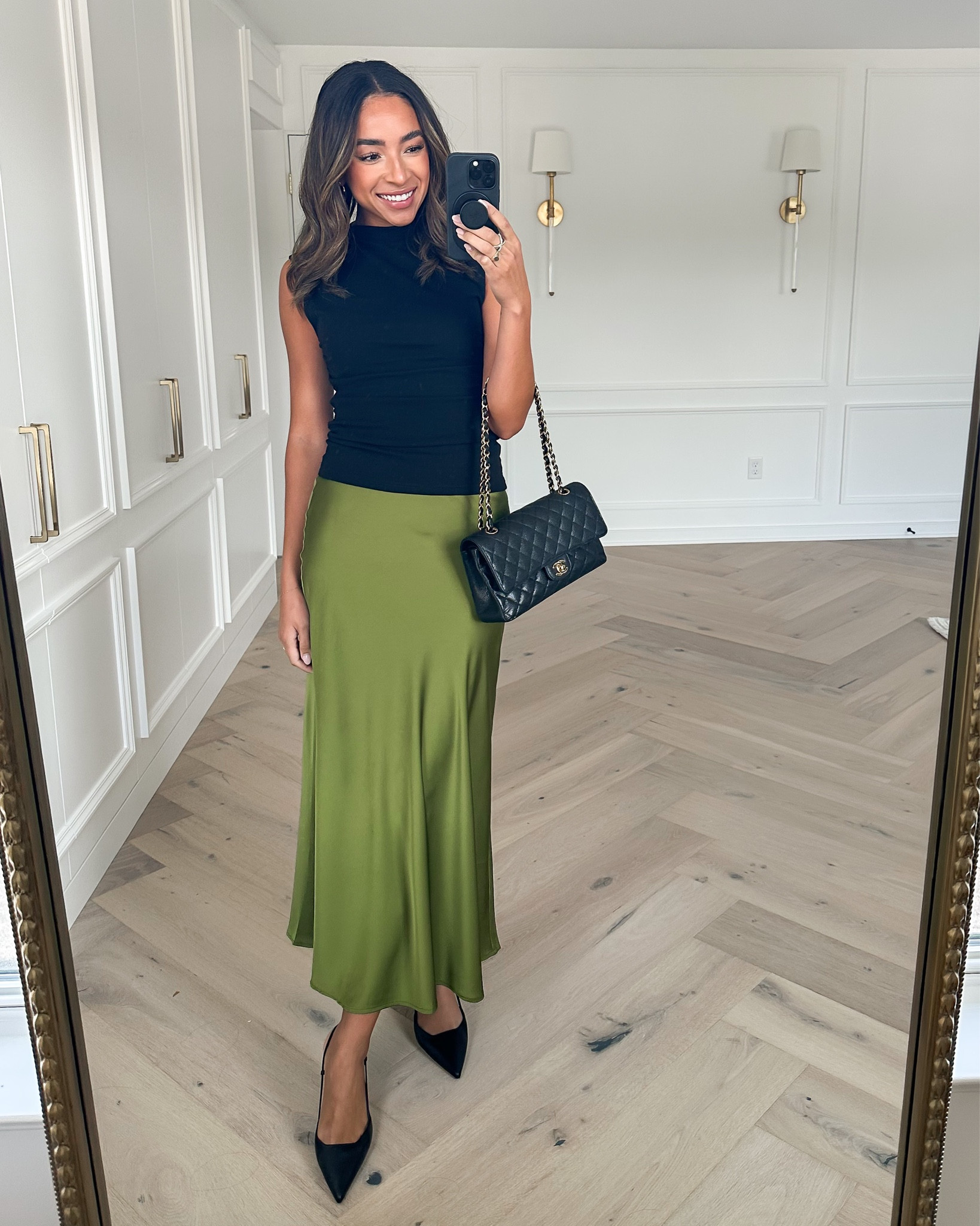 Code NENA25 for 25% off at petal & pup! Size small in top and midi skirt


Fall outfit
Fall work outfit
Teacher outfit
Date night outfit 
Midi skirt outfit 