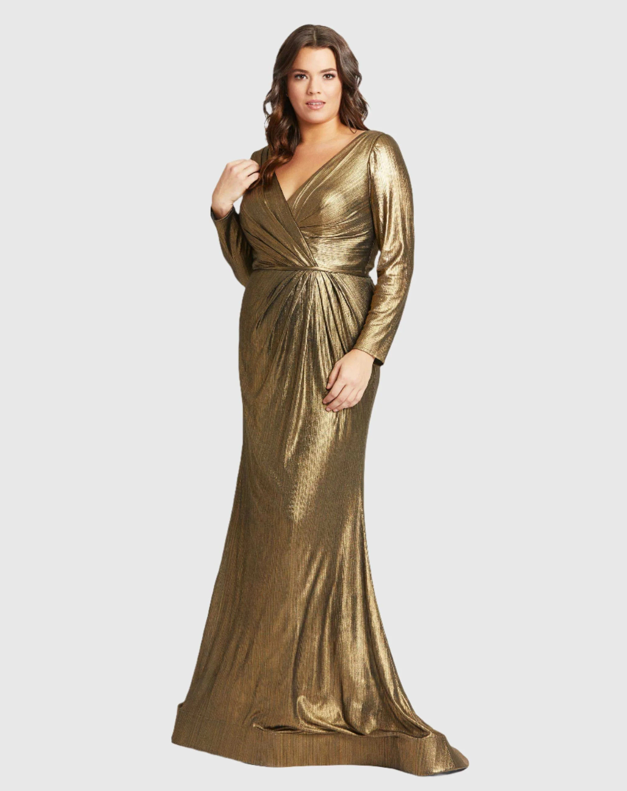 Chic Metallic Evening Gown (Plus) | Mac Duggal