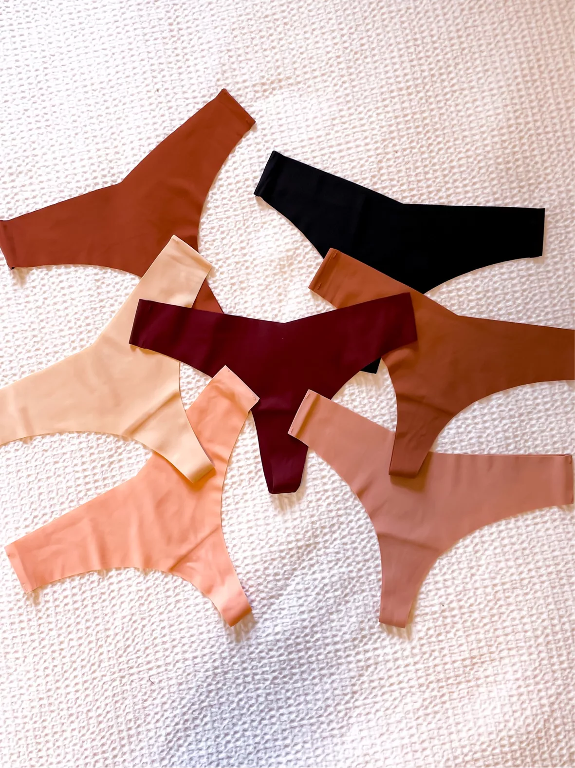 DEANGELMON Seamless Thongs for Women No Show Thong Underwear Women