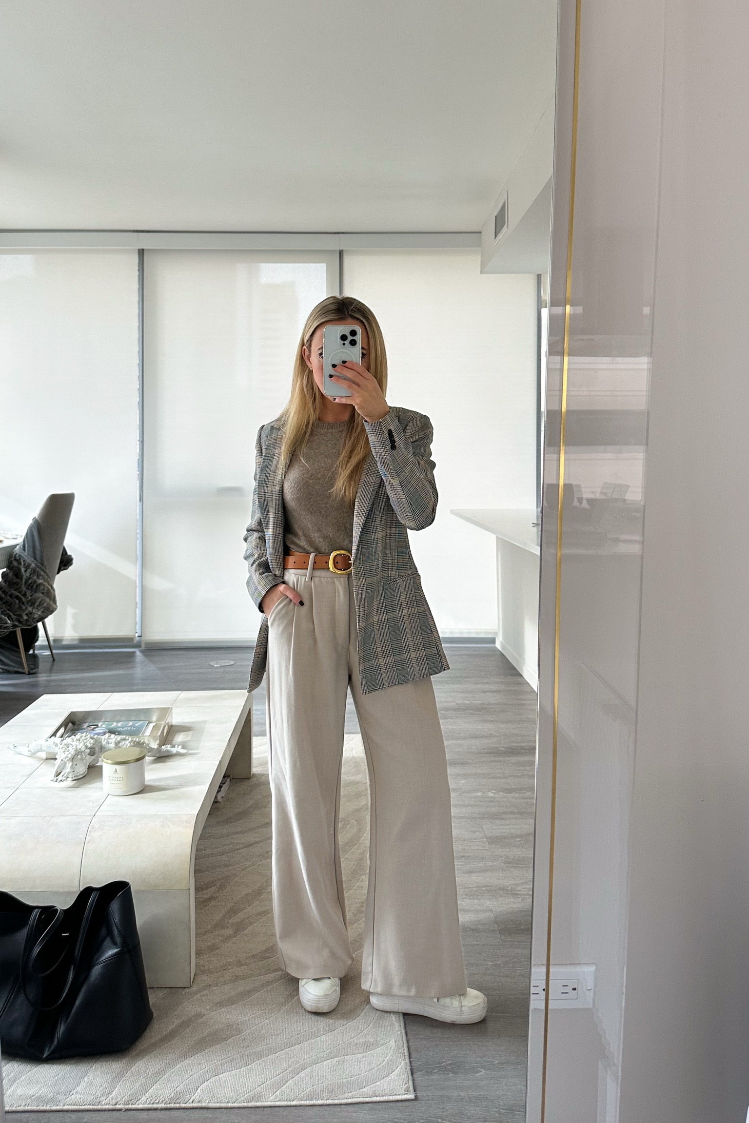 daily outfit - Chicago

Abercrombie Sloane trousers, petite pants, plaid blazer, workwear, office outfit, wear to work, ootd fashion style 

#LTKWorkwear #LTKFindsUnder100 #LTKPetite