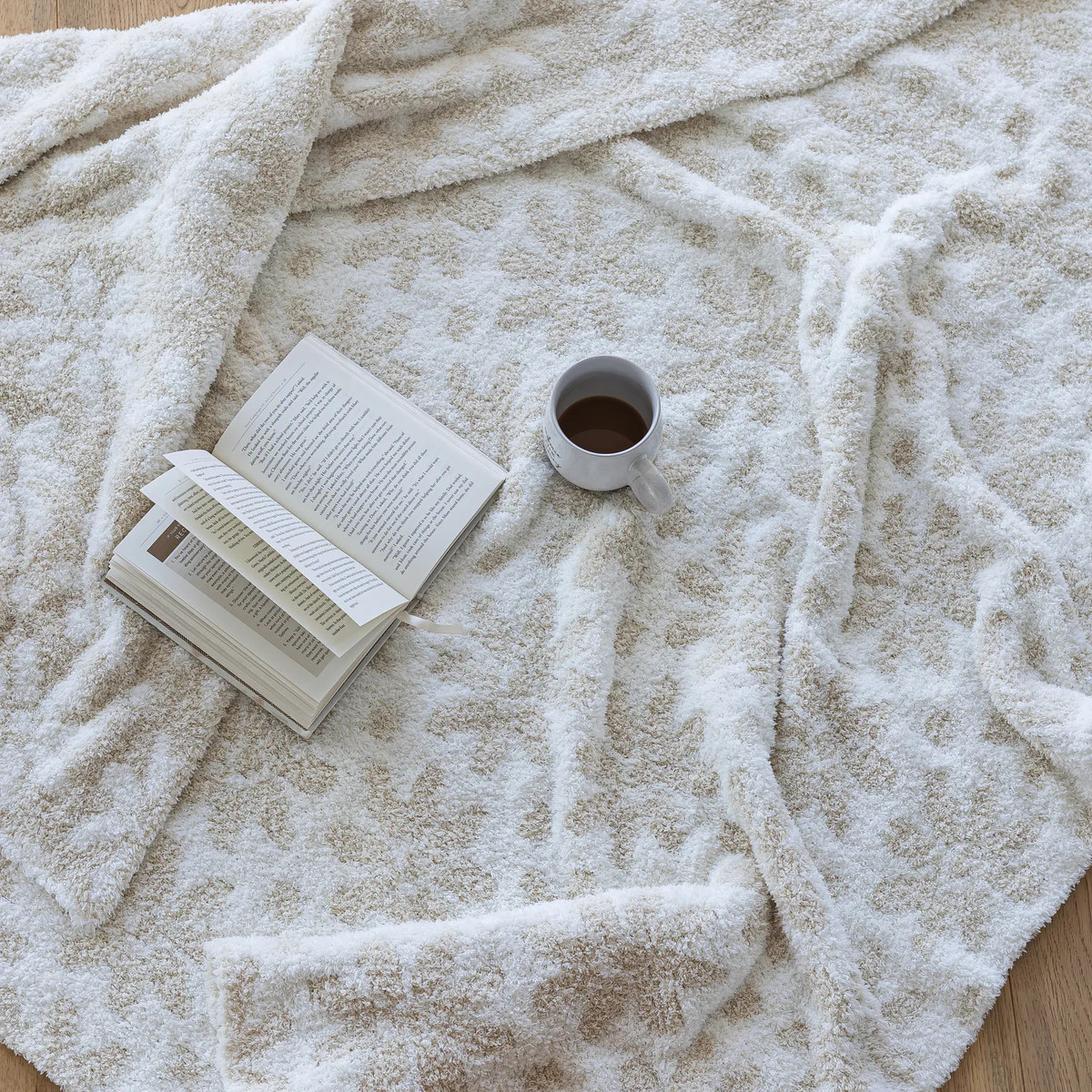 Birch & Marshmallow Daisy Print Extended Throw | Sunset Snuggles