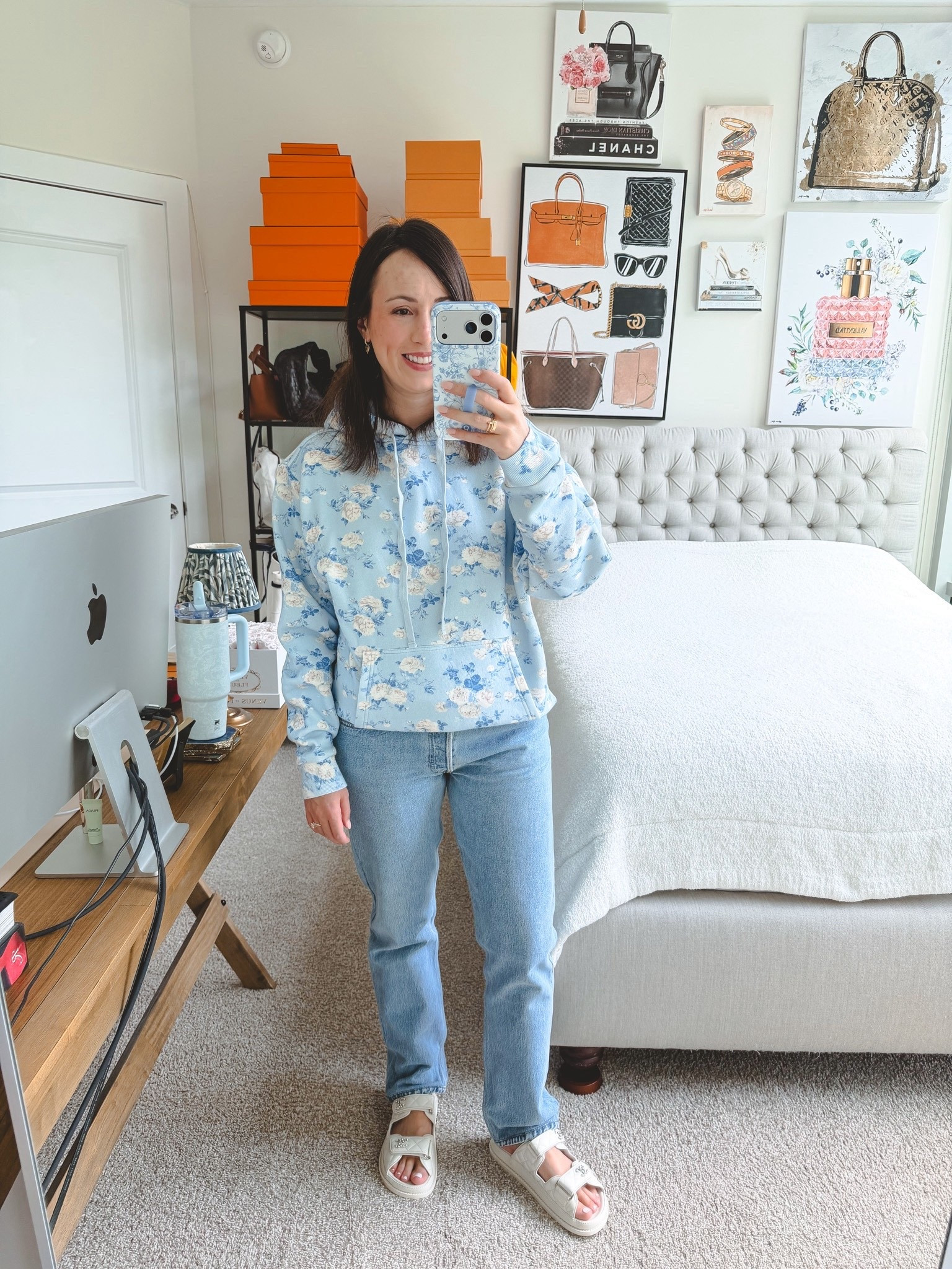 The cutest Loveshackfancy hoodie for spring with matching phone case!



#LTKSeasonal #LTKootd