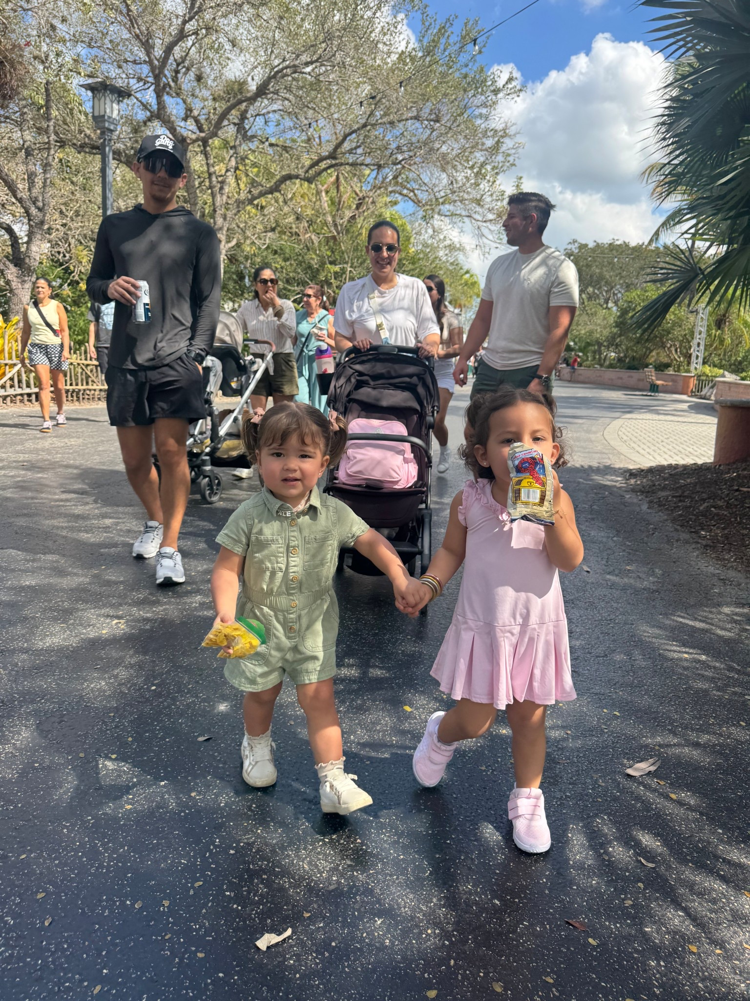 Alessandra’s Zoo Outfit 🐅🐒🐘🐢

#LTKTravel #LTKmomlife #LTKKids
