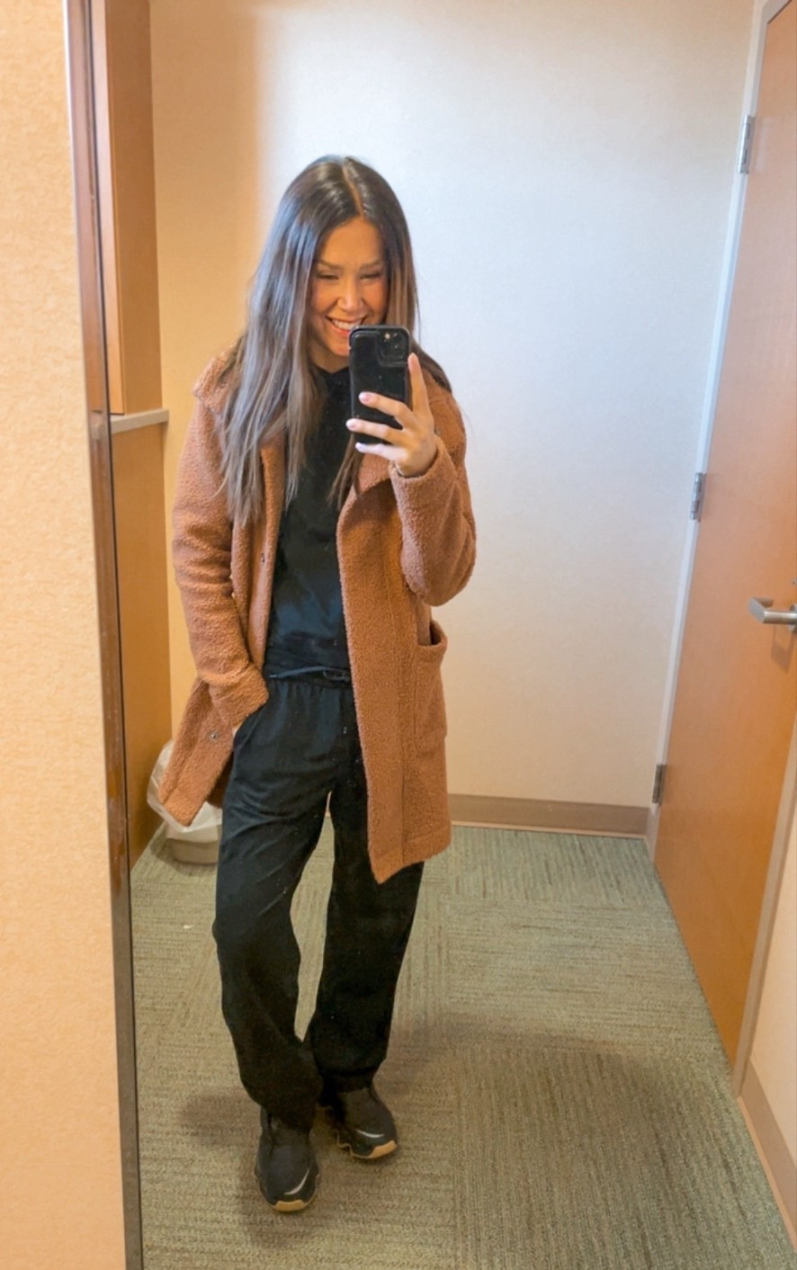 Midwest comfy staple pieces on repeat!