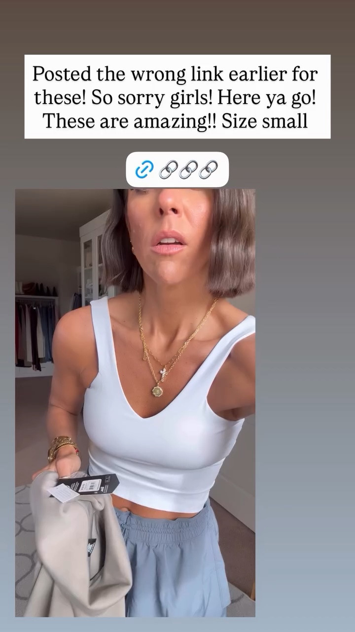  All Walmart! Size small in shorts, xs in tank, medium in pullover 

#LTKHome #LTKfitnessgoals #LTKSaleAlert