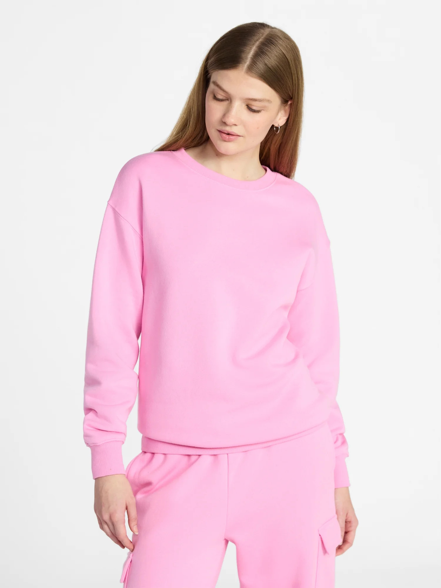 No Boundaries Fleece Oversized Sweatshirt with Long Sleeves, Women’s Sizes XXS-4X | Walmart (US)