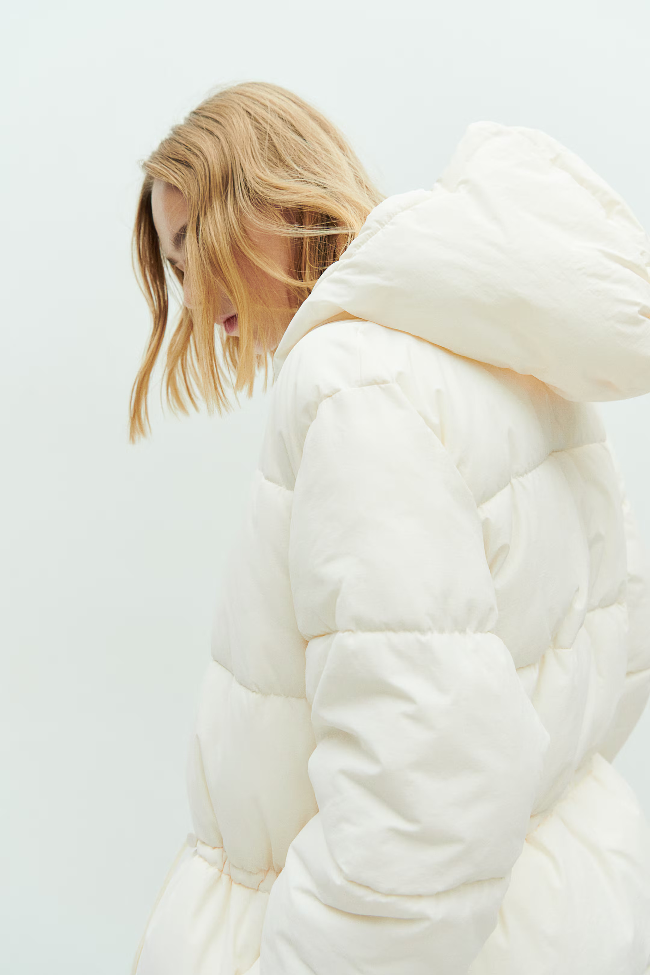 Oversized drawstring-waist puffer jacket | H&M (UK, MY, IN, SG, PH, TW, HK)