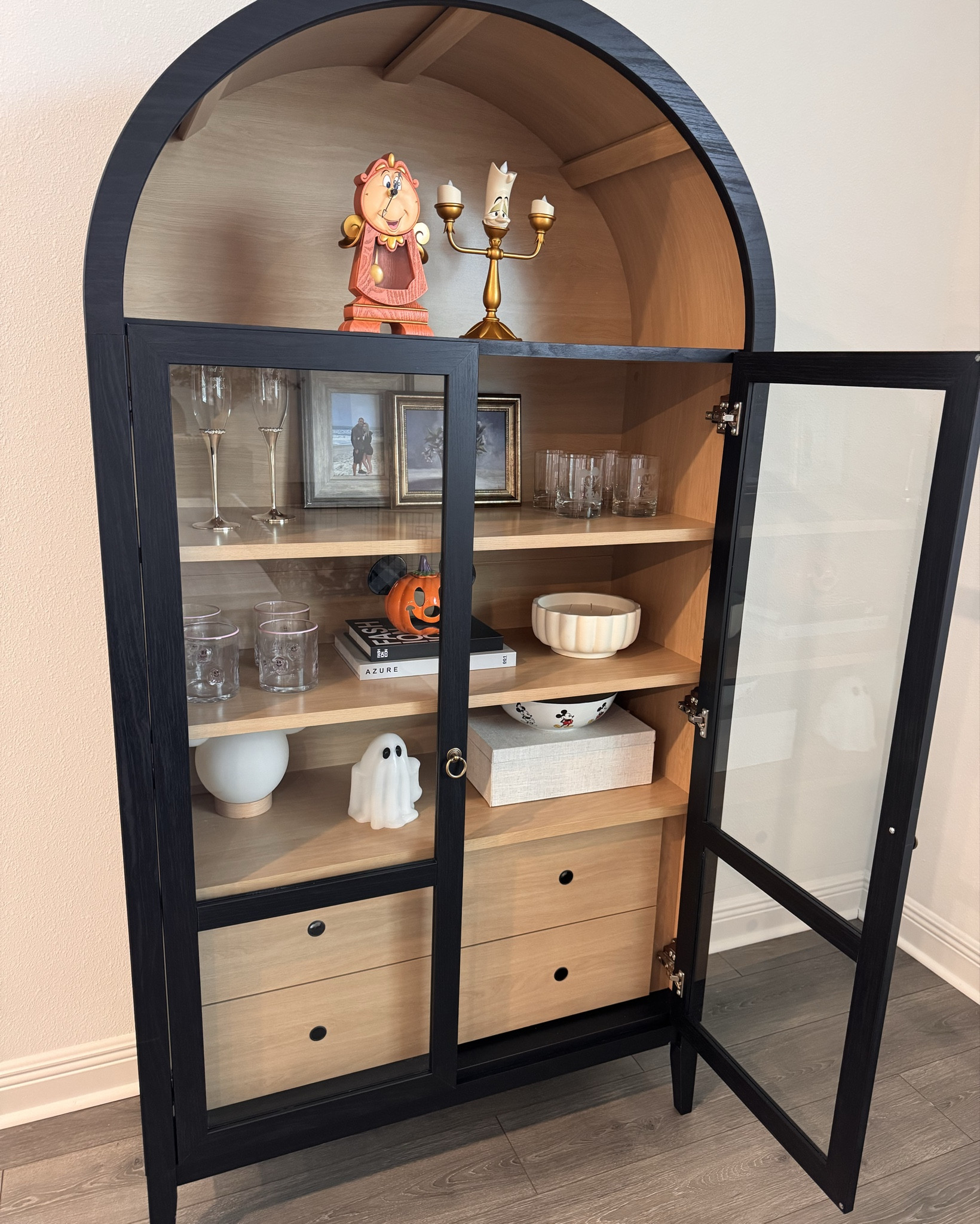 Really gearing up for fall/ the Halloween season. I don’t want to remove some of my favorite pieces from my home decor but I make room for the small holiday pieces that are a must. 

I know it’s only August, but who is ready for the Holiday season? 

#falldecor #homedecor #ltkhome 

#LTKHome