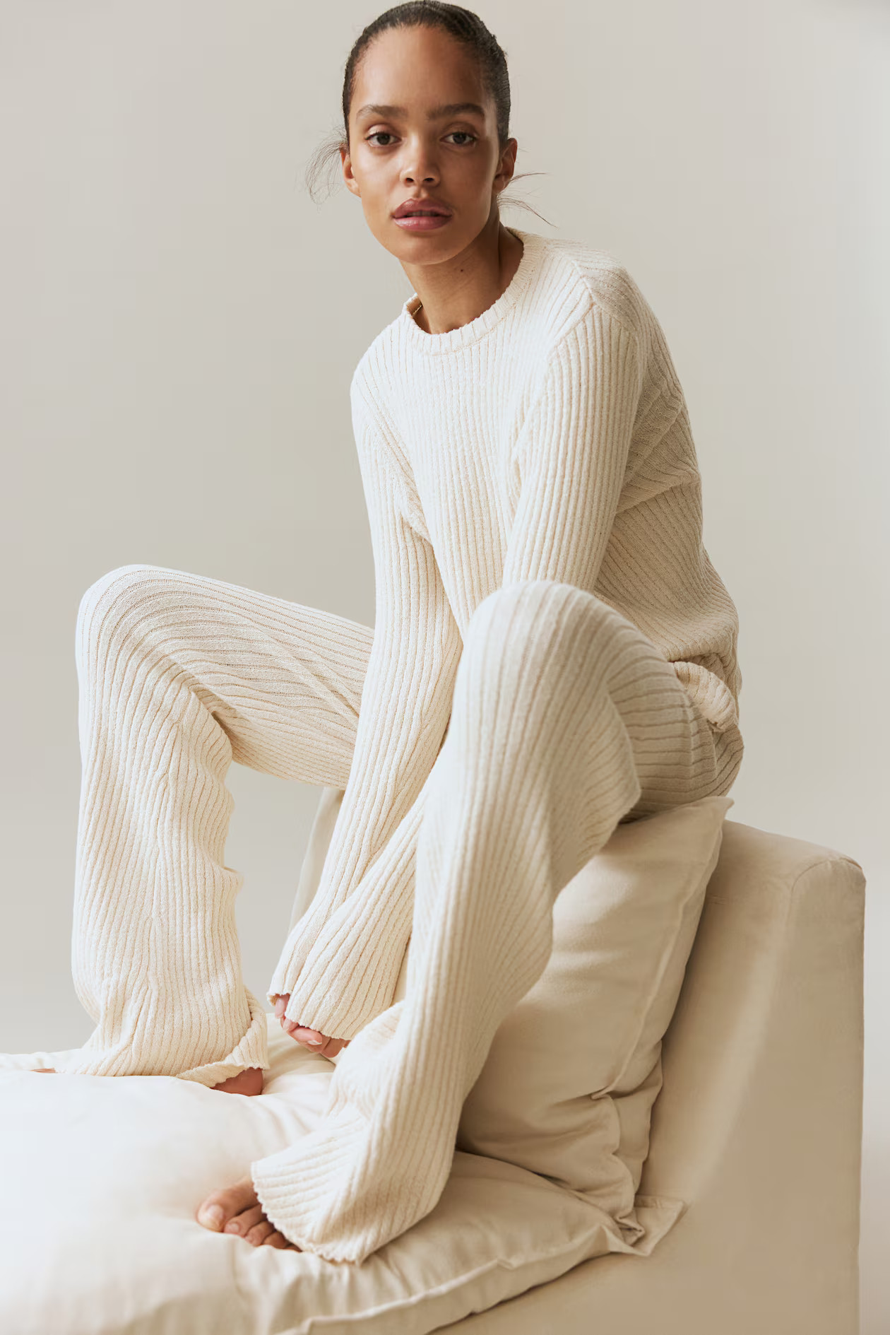 Flared Rib-Knit Pants - Cream - Ladies | H&M US | H&M (US + CA)
