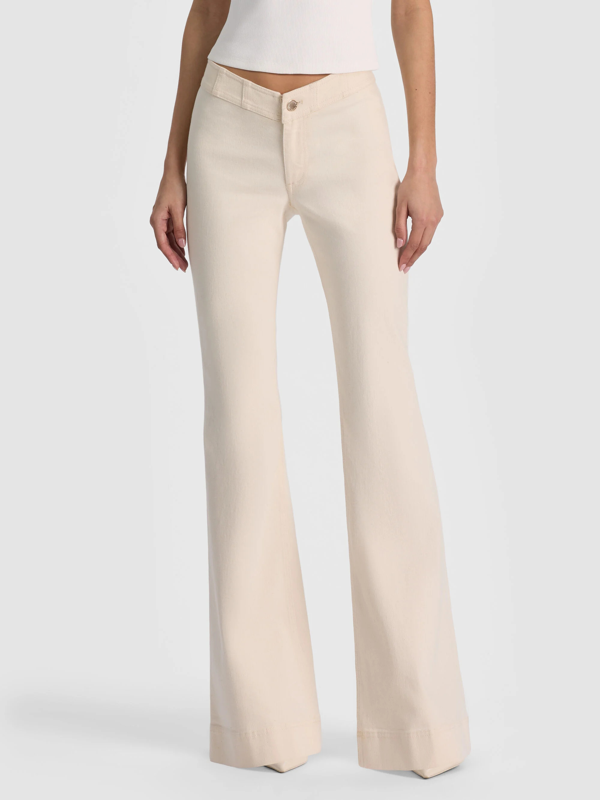 CHELSEA V-WAIST JEAN | Alice + Olivia