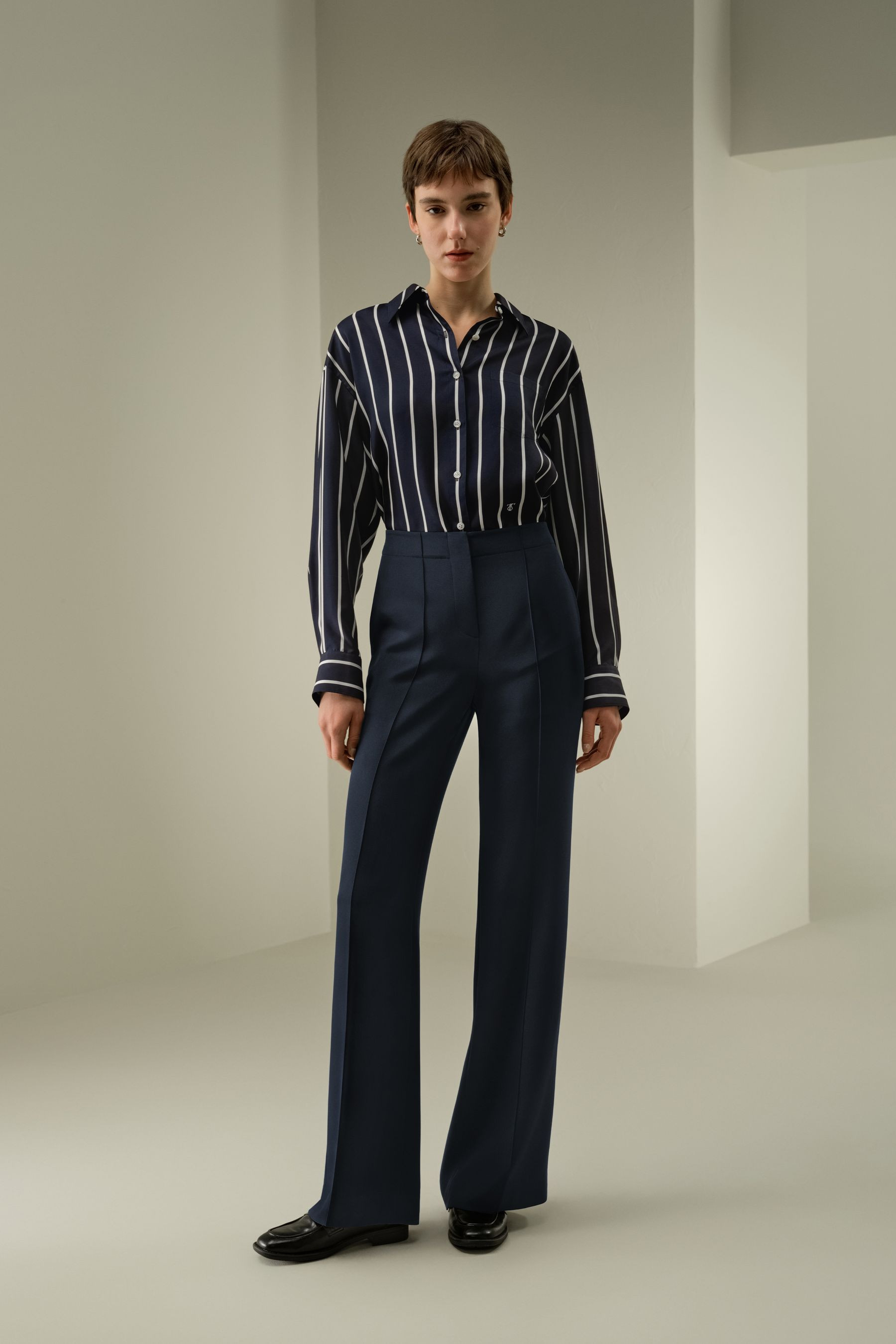 Minimalist Silk Crêpe Pant | LILYSILK